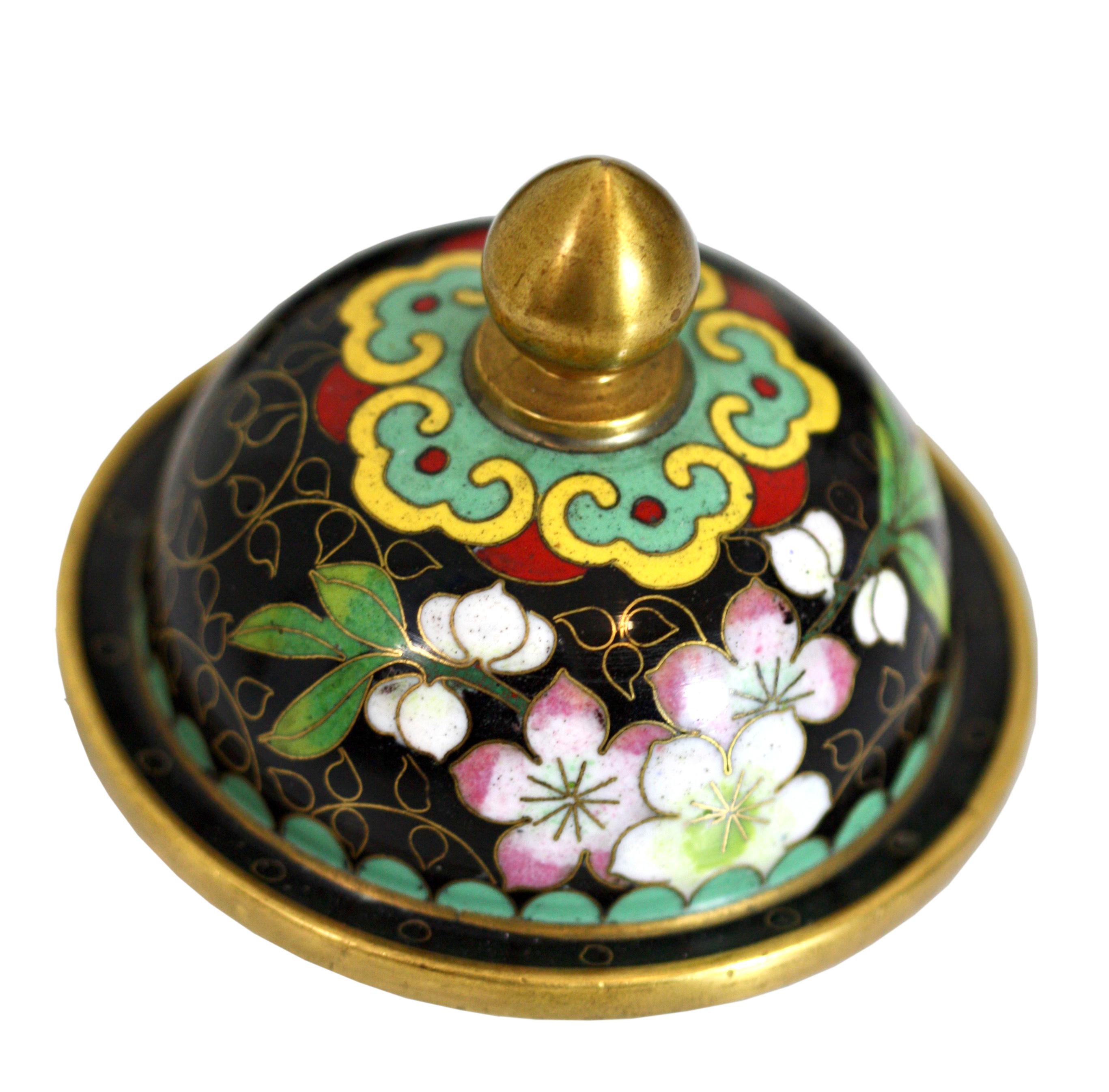 Chinese cloisonne garniture set In Good Condition For Sale In West Palm Beach, FL