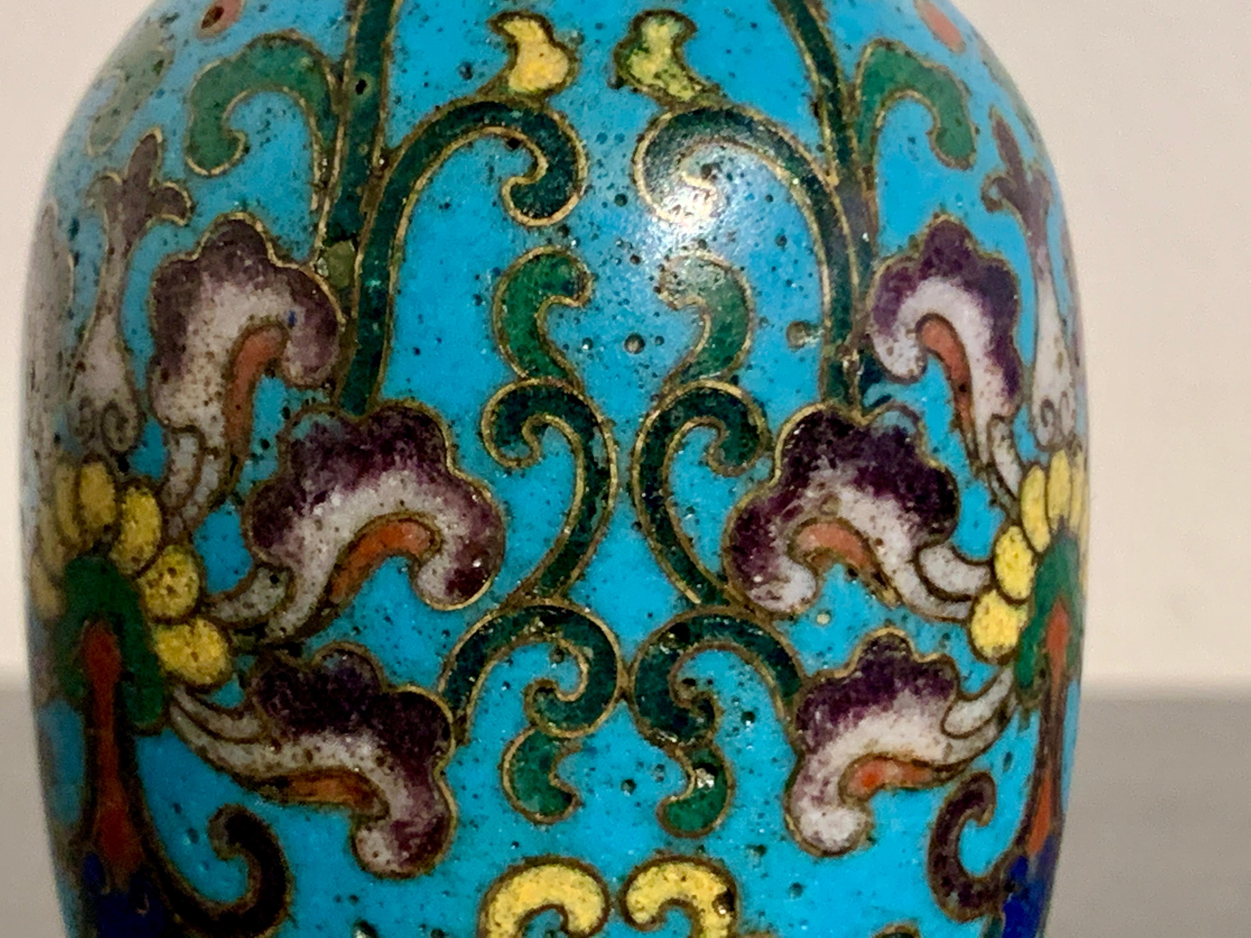 Early 19th Century Chinese Cloisonne Incense Tool Vase, Qing Dynasty, 18th/19th Century, China For Sale