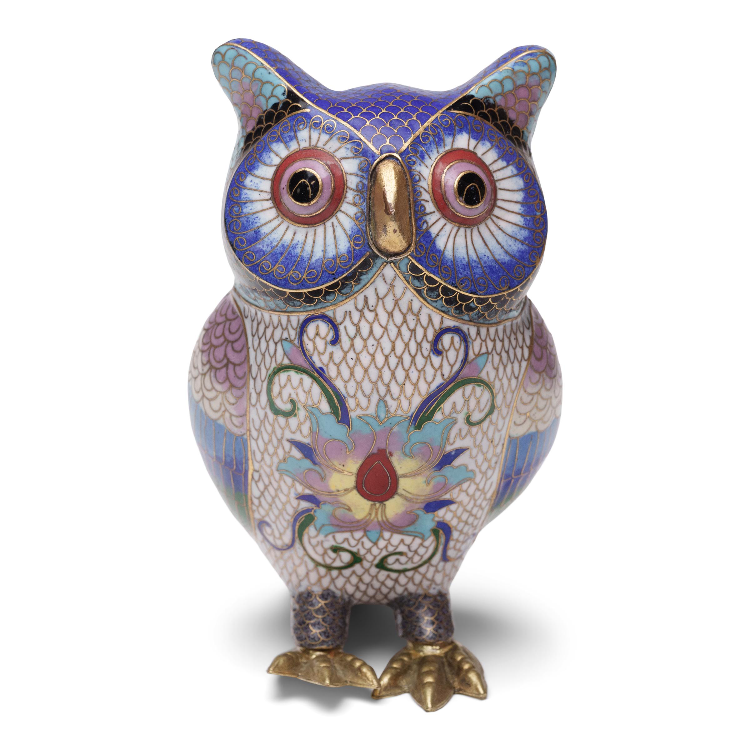 Chinese Cloisonné Owl Figure In Good Condition In Chicago, IL
