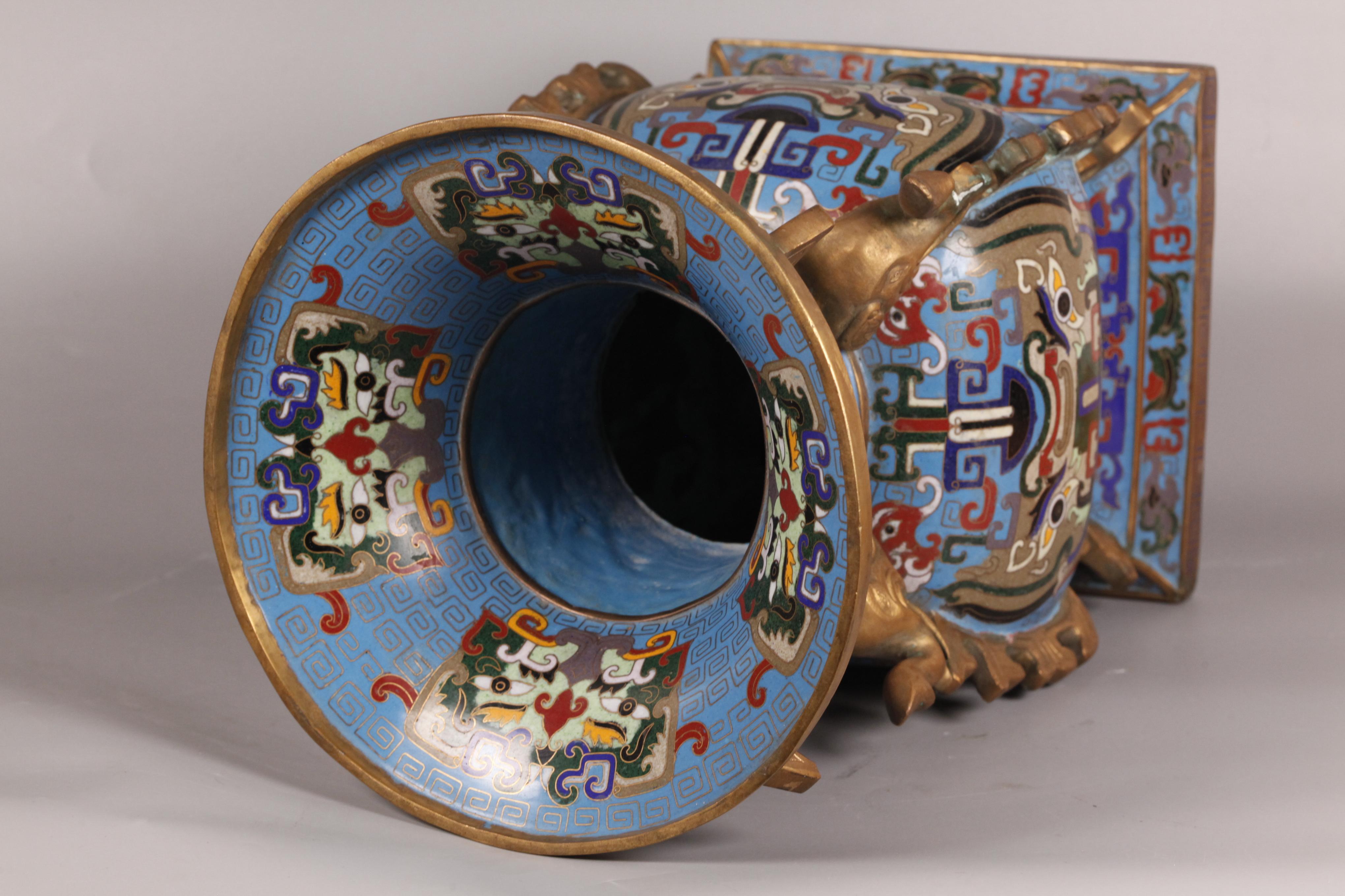 Cinese Vaso cinese cloisonné di forma quadrata in vendita