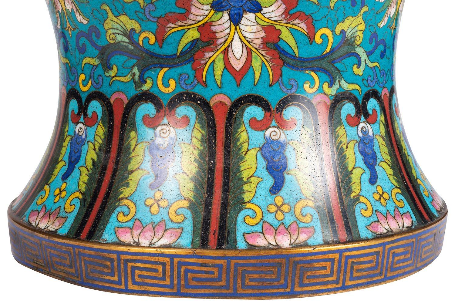 Chinesische Vase/Lampe aus Cloisonné, um 1880 (Handbemalt) im Angebot