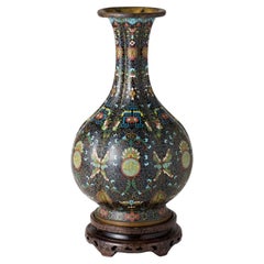 Chinese Cloisonné Vase, Qing Period, 19th Century