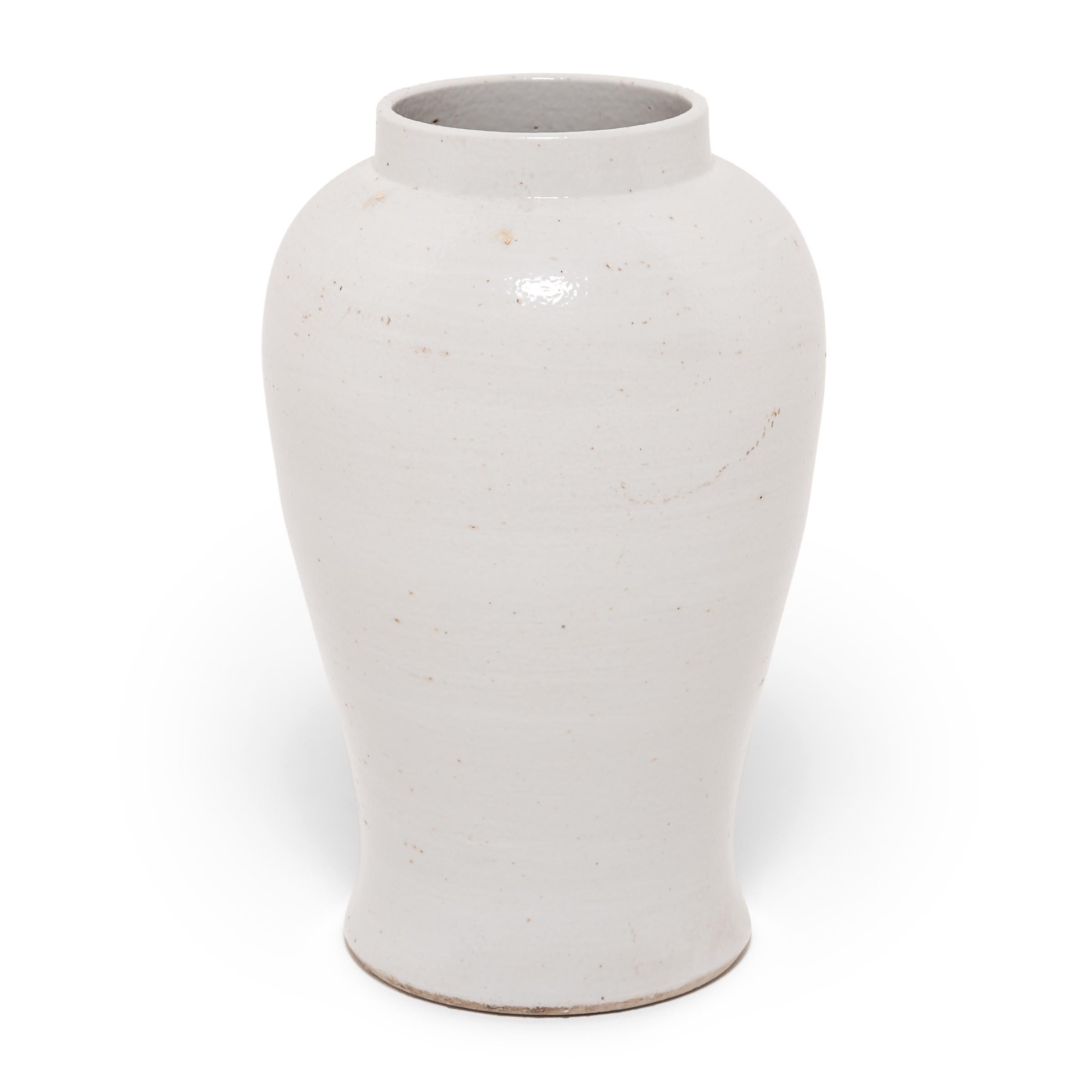 Glazed Chinese Cloud White Baluster Vase