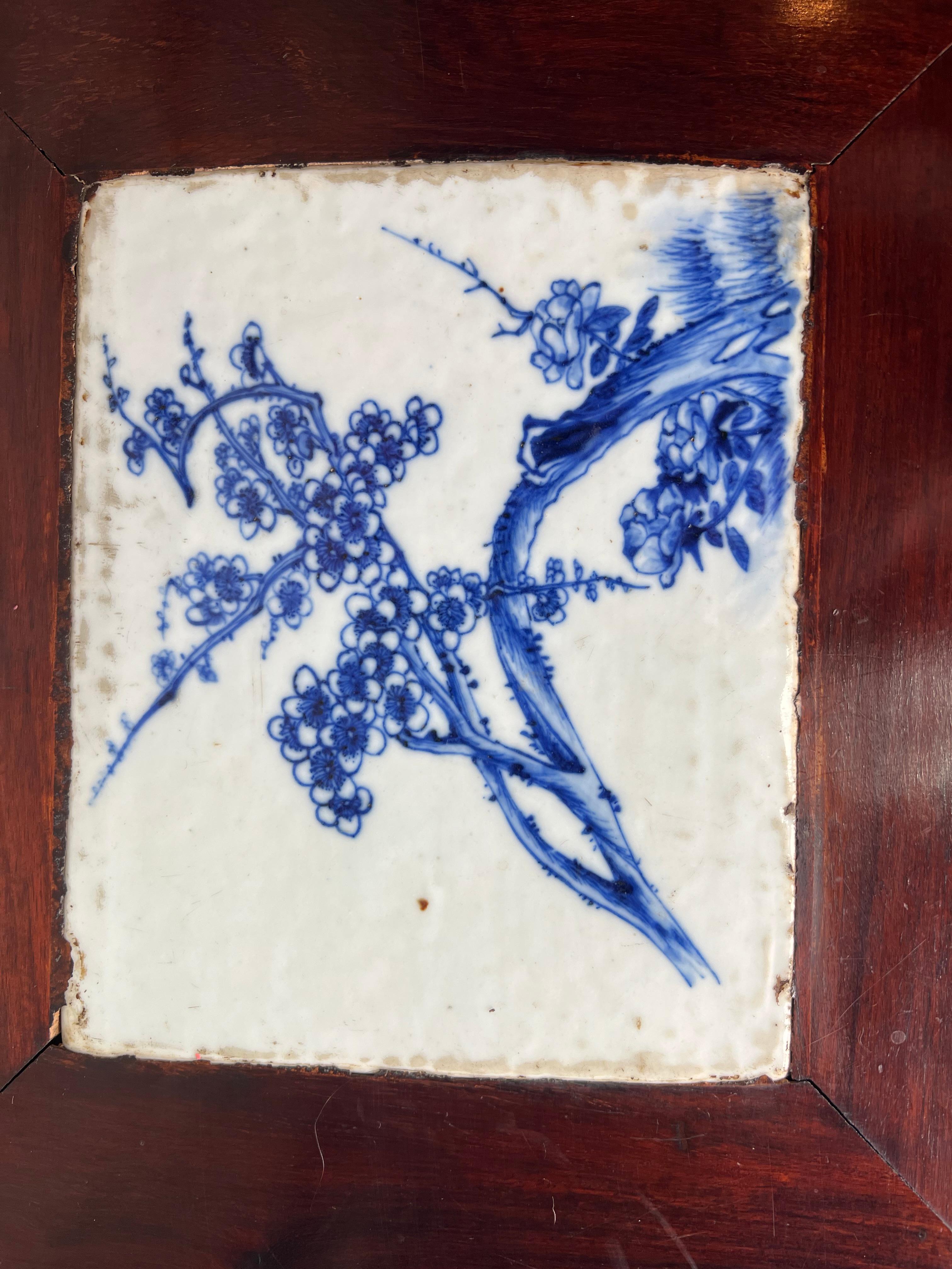 Chinese Coffee Table with 19th Century Blue and White Tiles For Sale 2