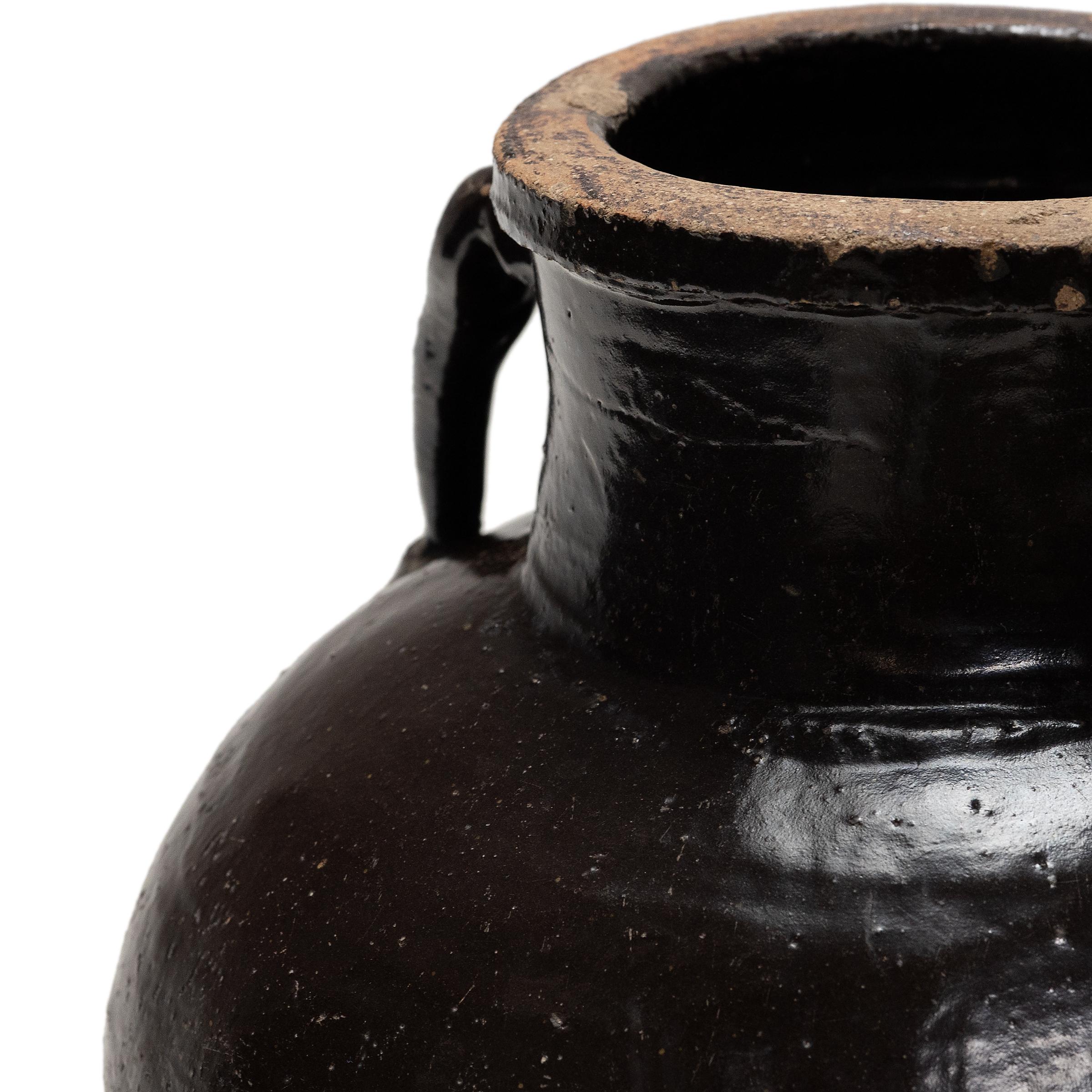 Chinese Coiled Pickling Jar, c. 1900 In Good Condition For Sale In Chicago, IL
