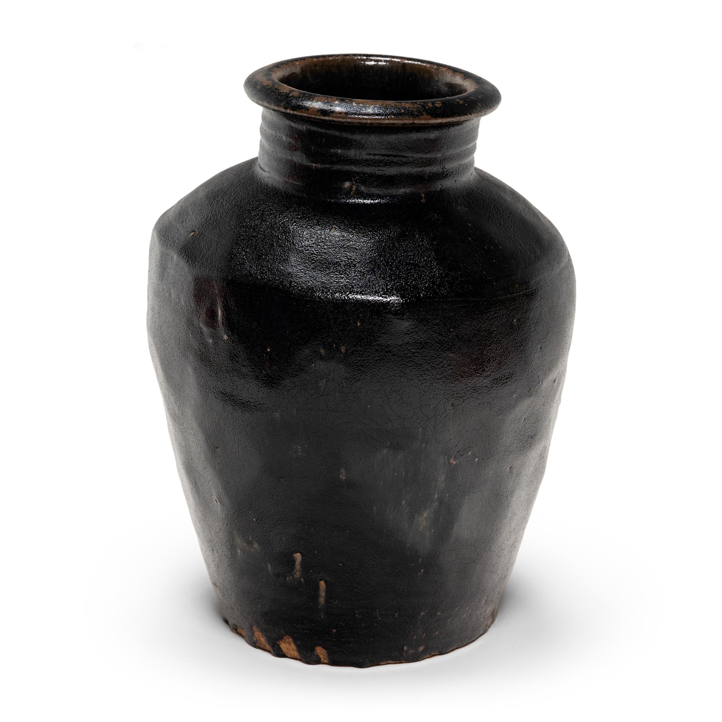 Minimalismo Pentola cinese a spirale per sottaceti, circa 1900 in vendita