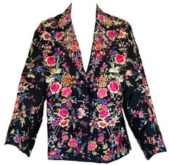 Chinesische handgestickte Jacke aus schwarzer Seide mit bunten Blumen, 1930er Jahre