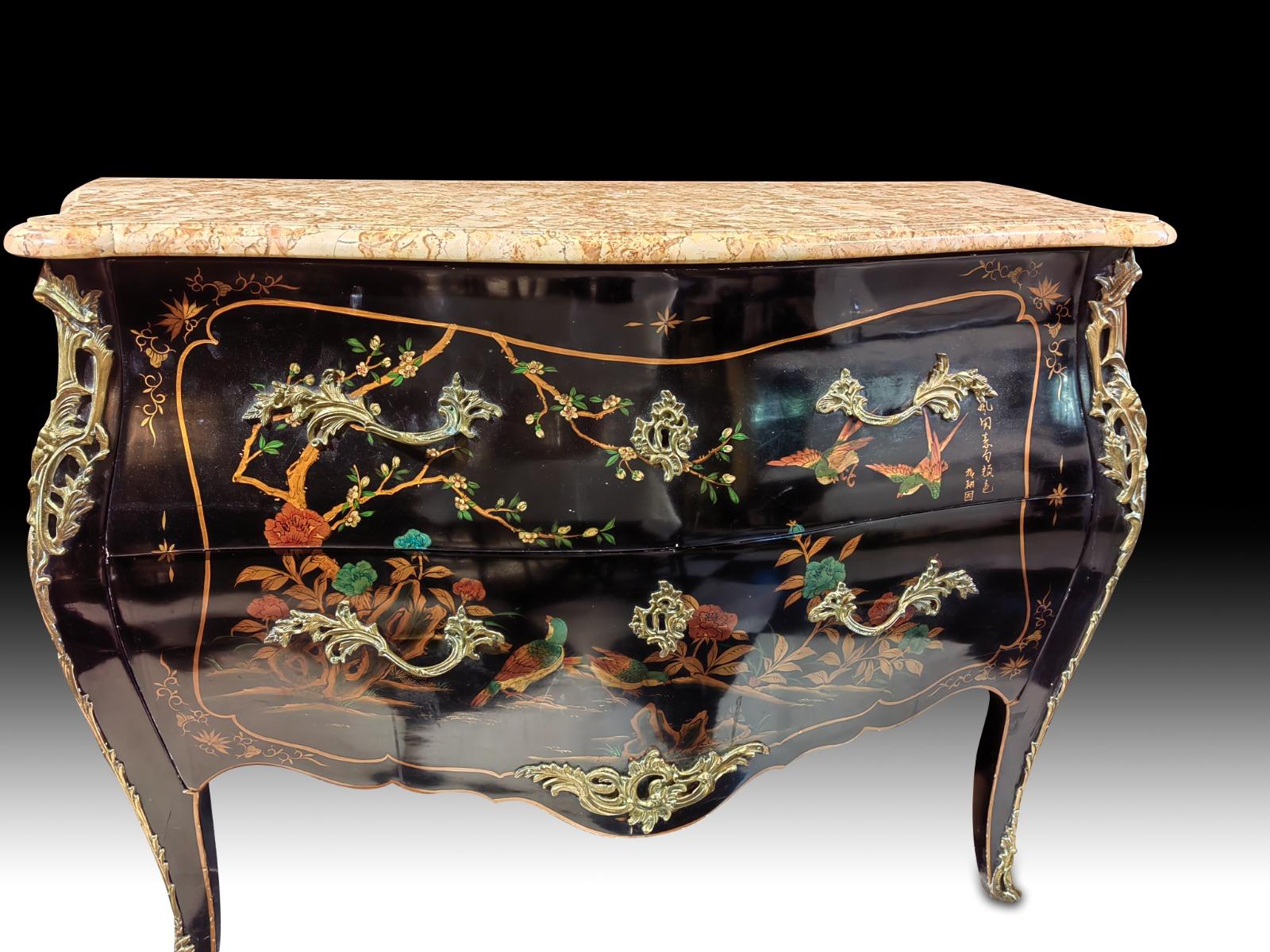 Hand-Crafted Chinese Commode 20th Century For Sale