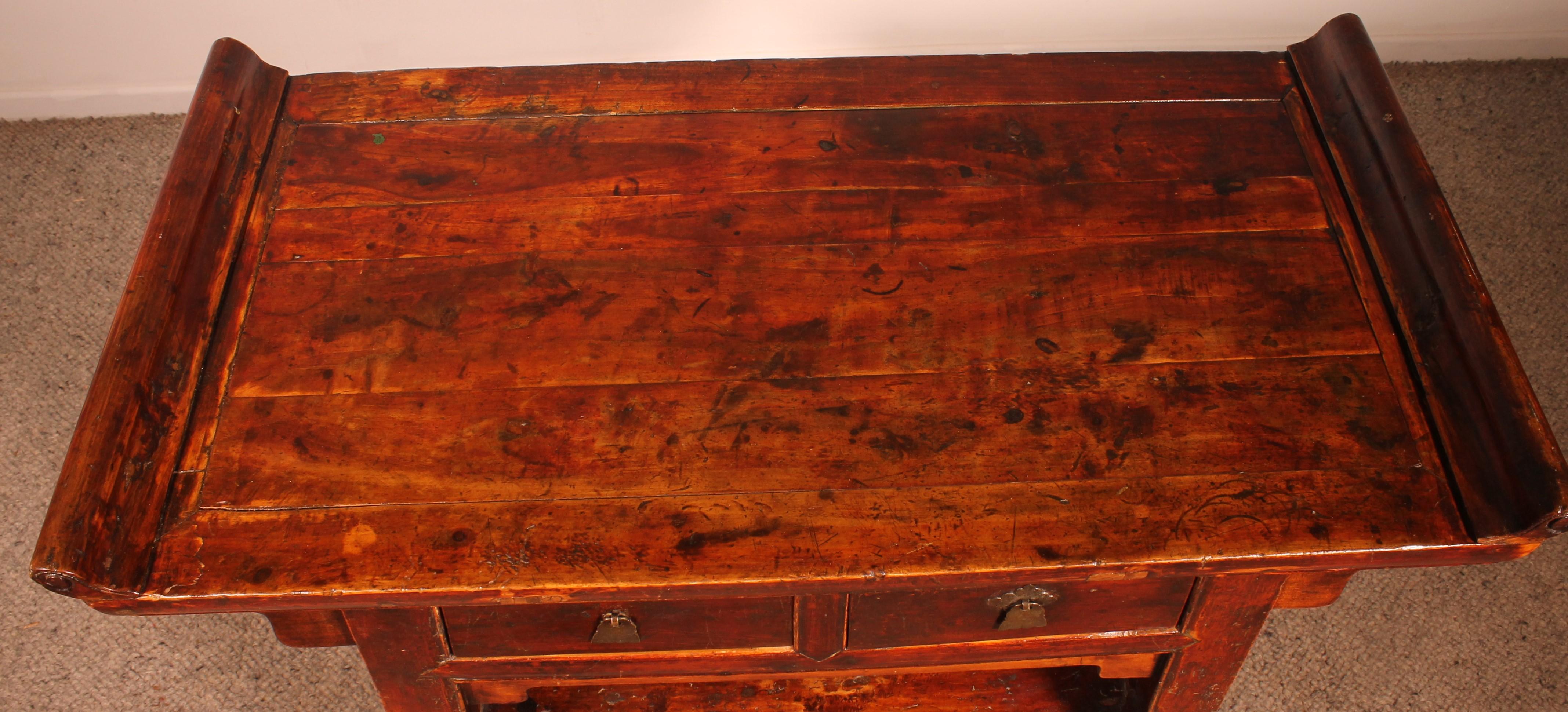 Chinese Console From The 19th Century For Sale 7