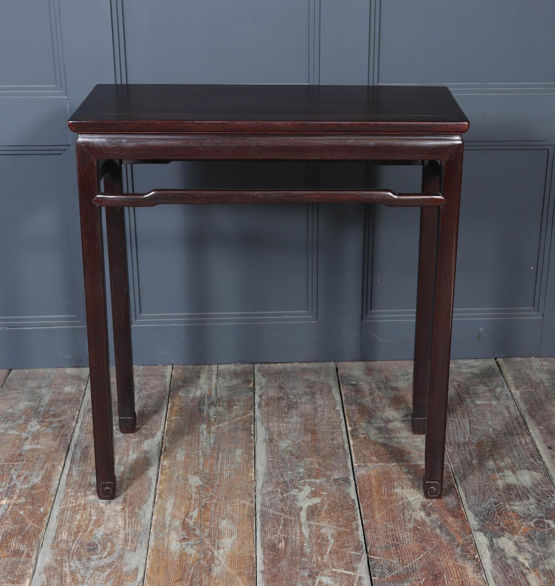 Chinese Console Table In Good Condition For Sale In Paddock Wood Tonbridge, GB