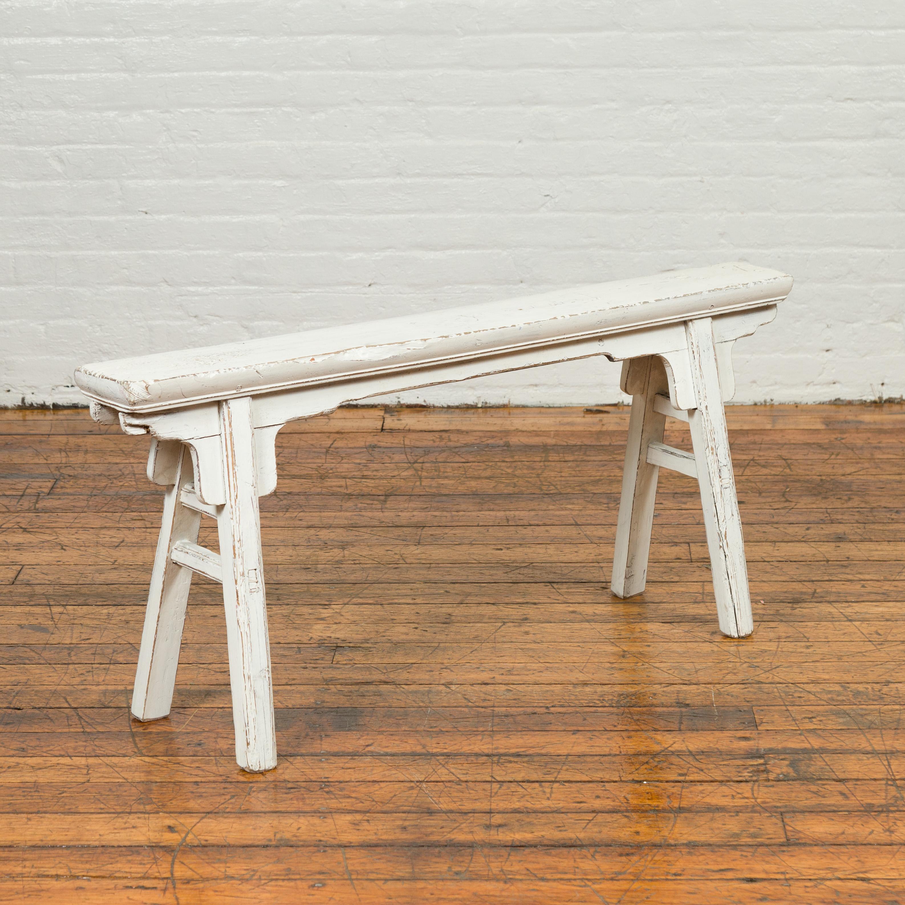 Chinese Contemporary White Painted Wooden Ming Style Bench with A-Form Base In Good Condition For Sale In Yonkers, NY
