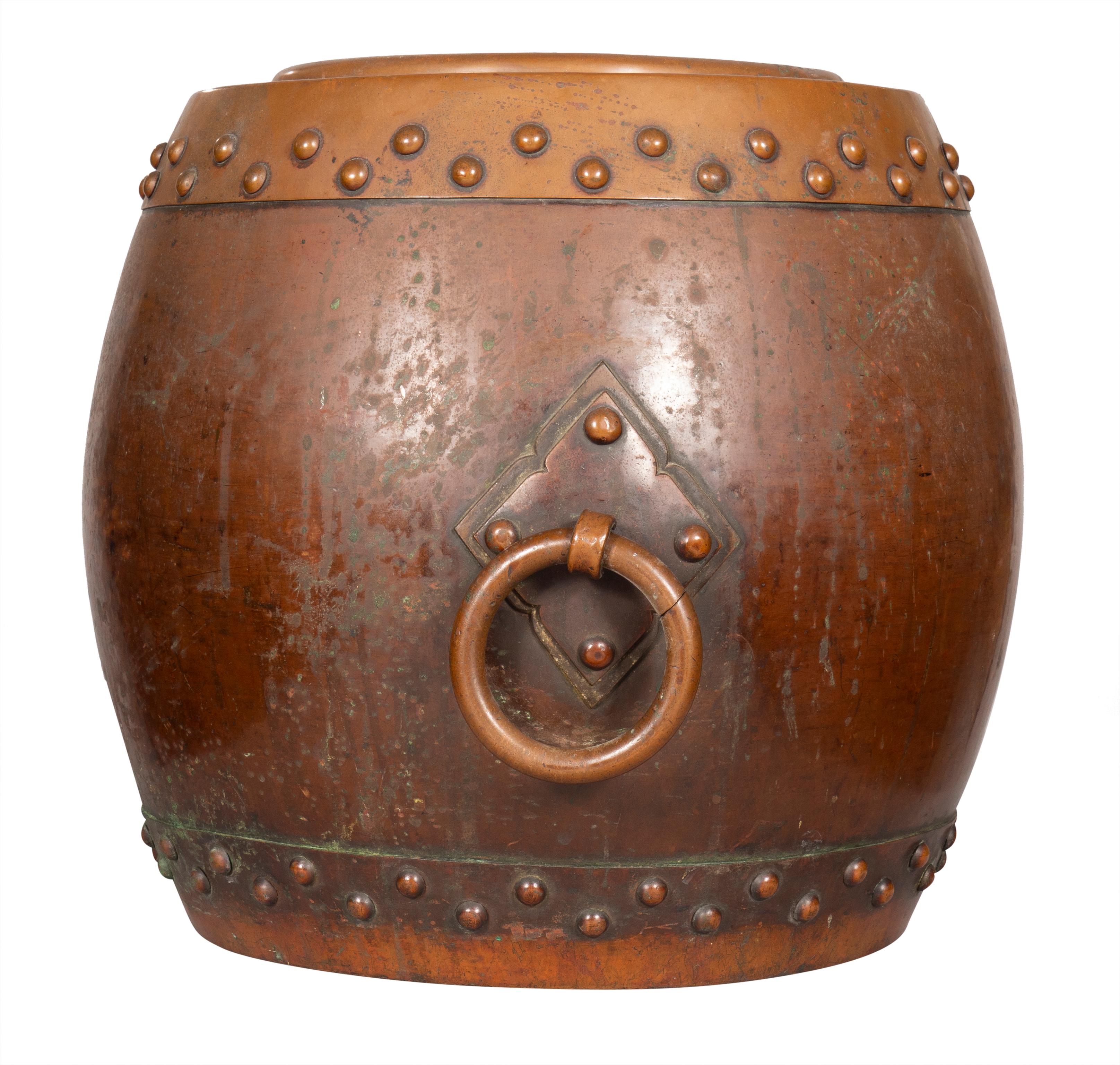 Cinese Vaso cinese a forma di barile in rame e bronzo in vendita