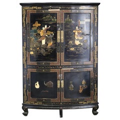 Chinese Corner Cabinet in Black Lacquer and Dyed Soapstone