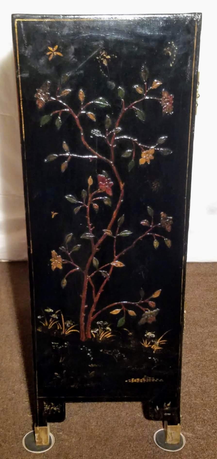 Carved Chinese Coromandel Lacquer Cabinet Regency Period, Early 20th Century