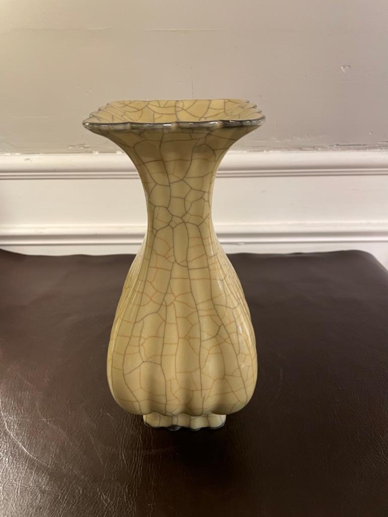 Chinese Crackle Glaze Fluted Vase For Sale 3
