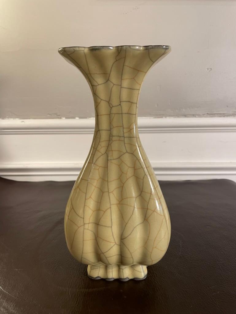 Chinese Crackle Glaze Fluted Vase For Sale 8