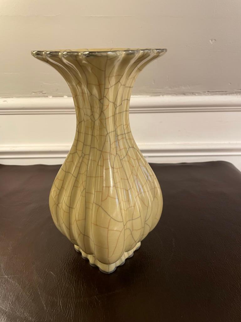 20th Century Chinese Crackle Glaze Fluted Vase For Sale
