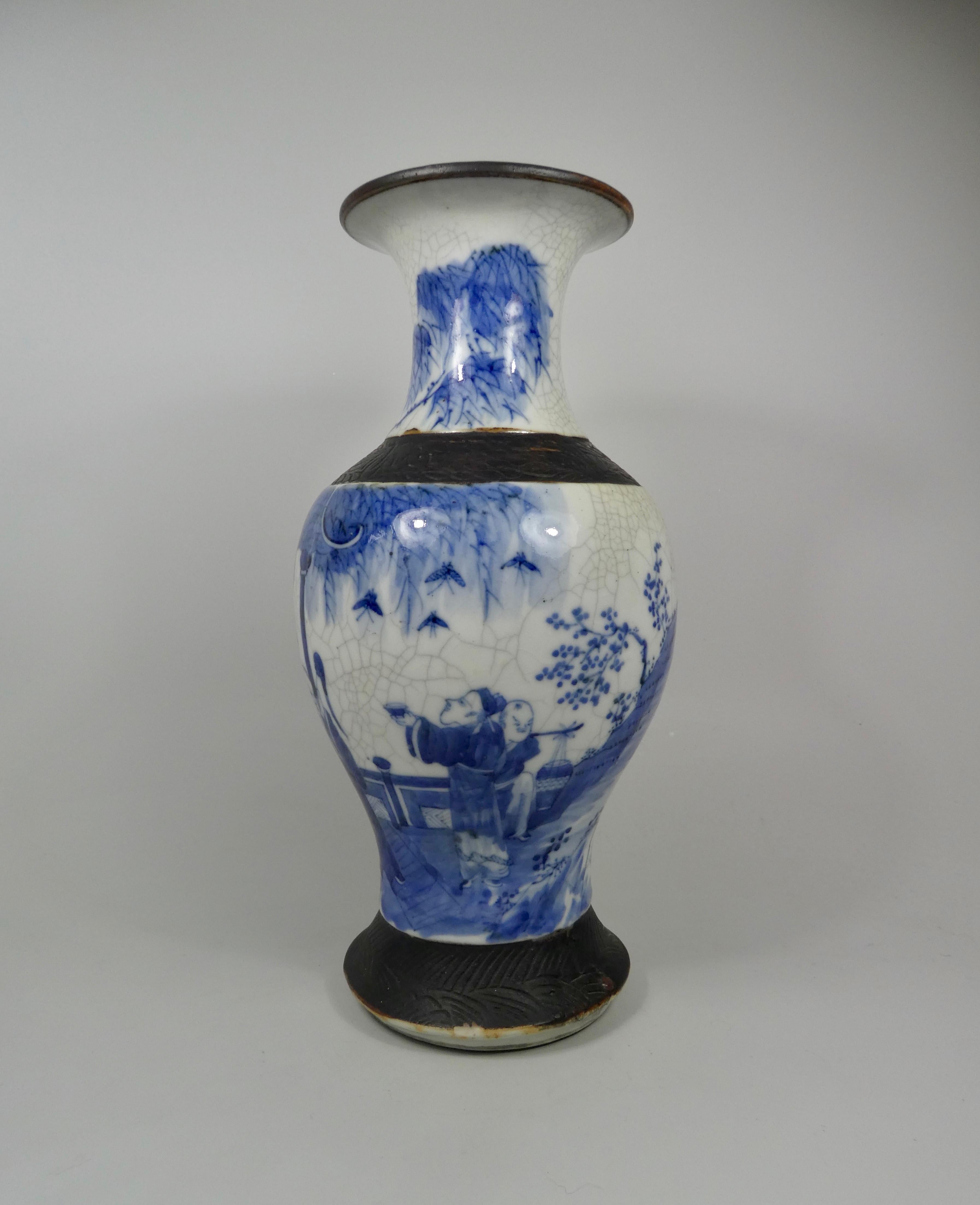 Vase en porcelaine 