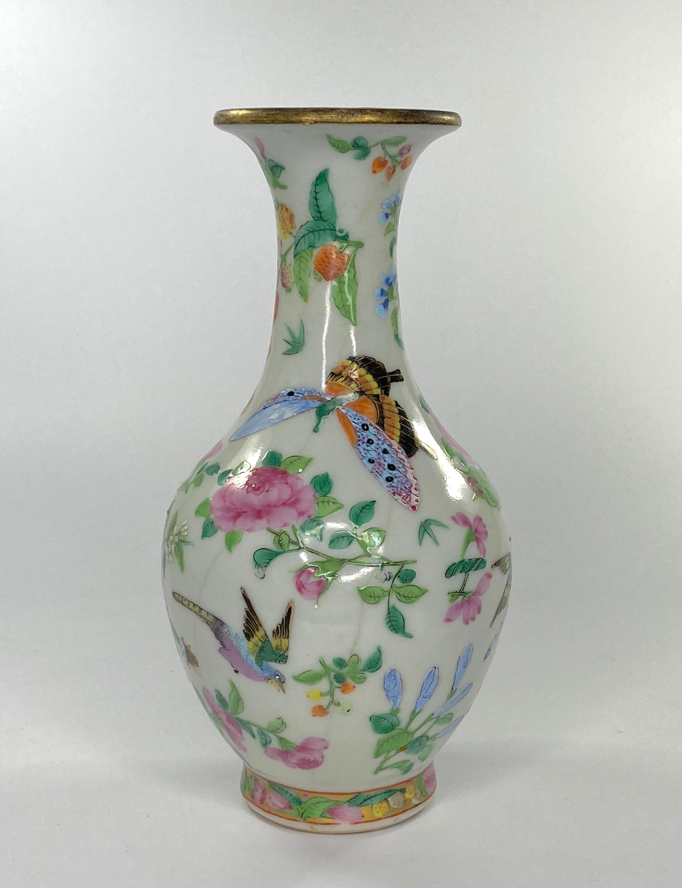 Chinese Crackle Glaze Vases, Famille Rose Decoration, circa 1880 6