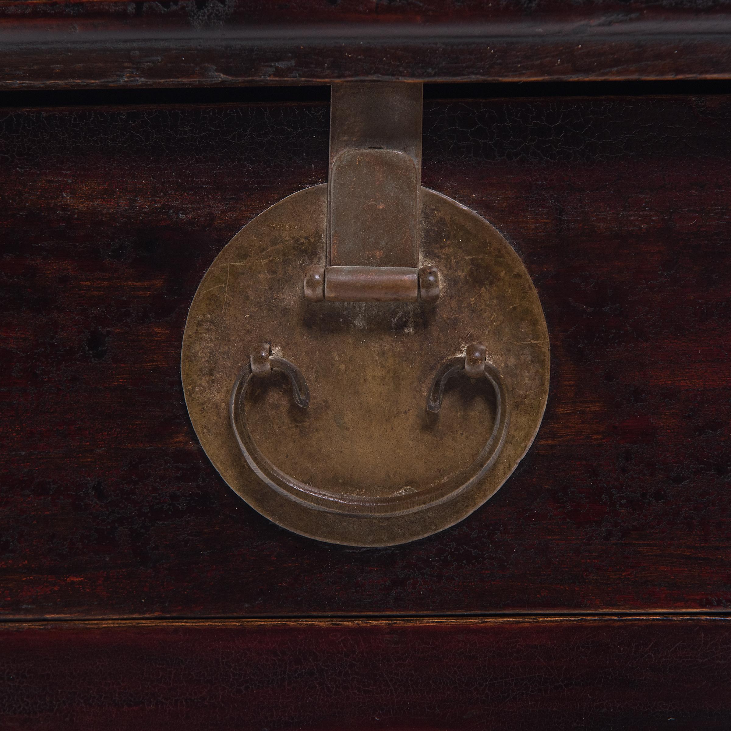 Chinese Crackled Lacquer Three-Drawer Coffer, circa 1850 3