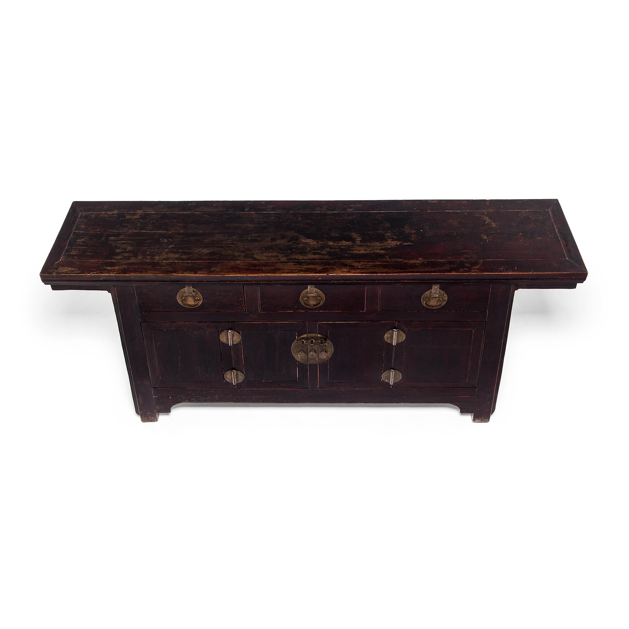 19th Century Chinese Crackled Lacquer Three-Drawer Coffer, circa 1850