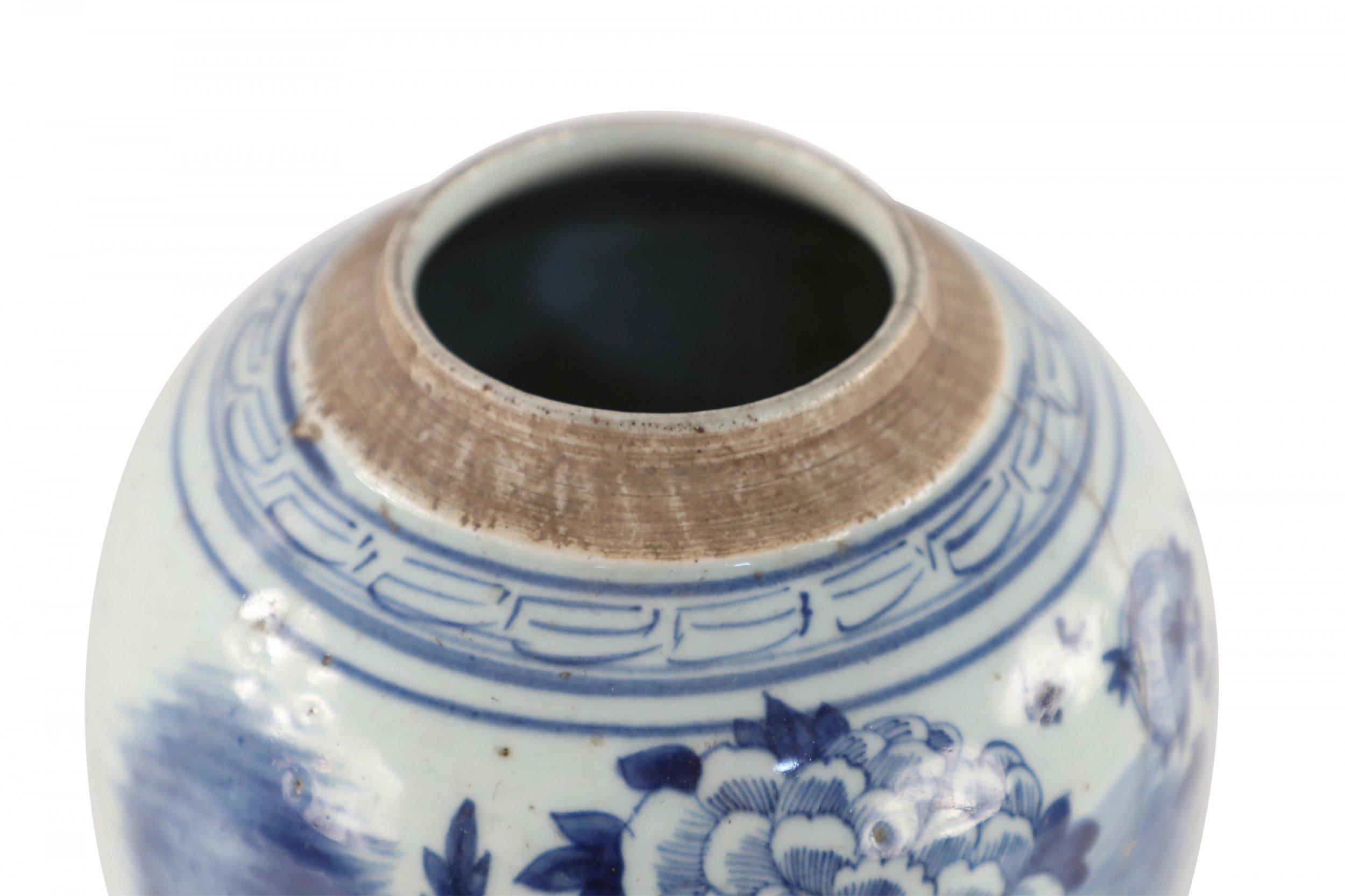 Chinese Export Chinese Cream and Blue Floral Ginger Jar