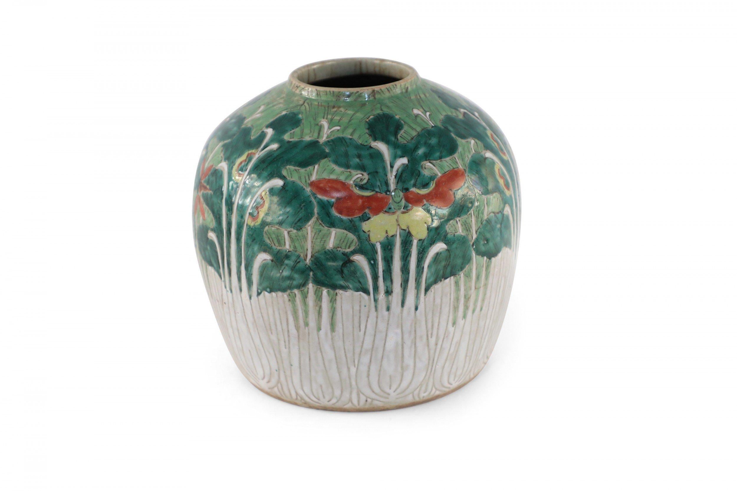 20th Century Chinese Cream and Green Vegetal Design Porcelain Vase For Sale