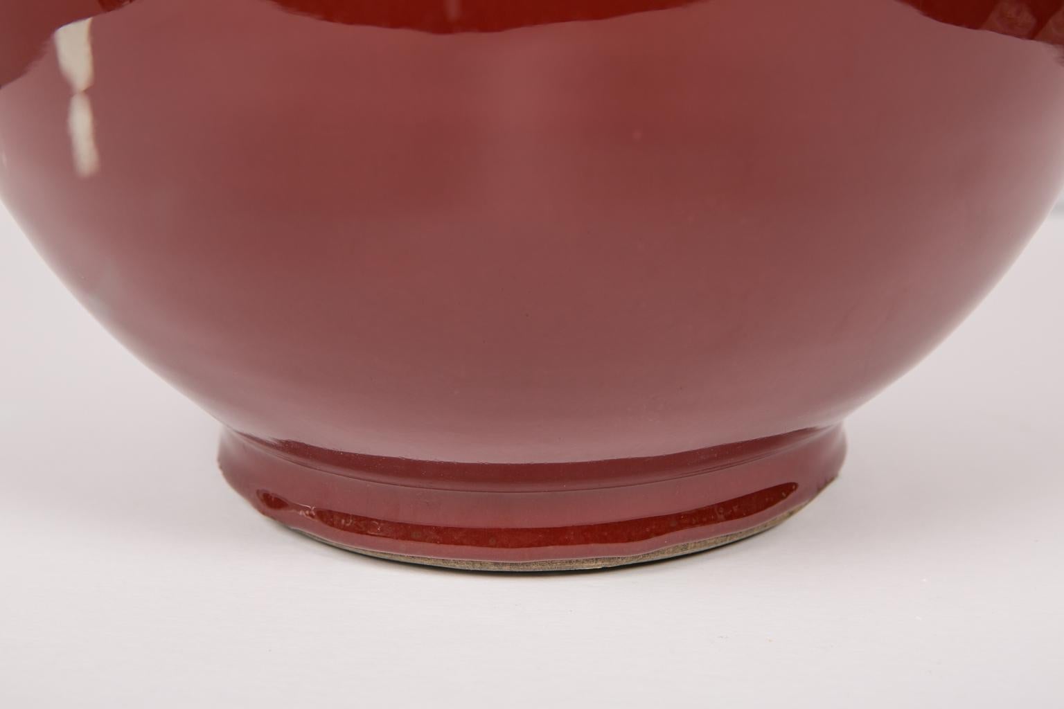 19th Century Chinese Crimson Long-Neck Vase and Stand circa 1820