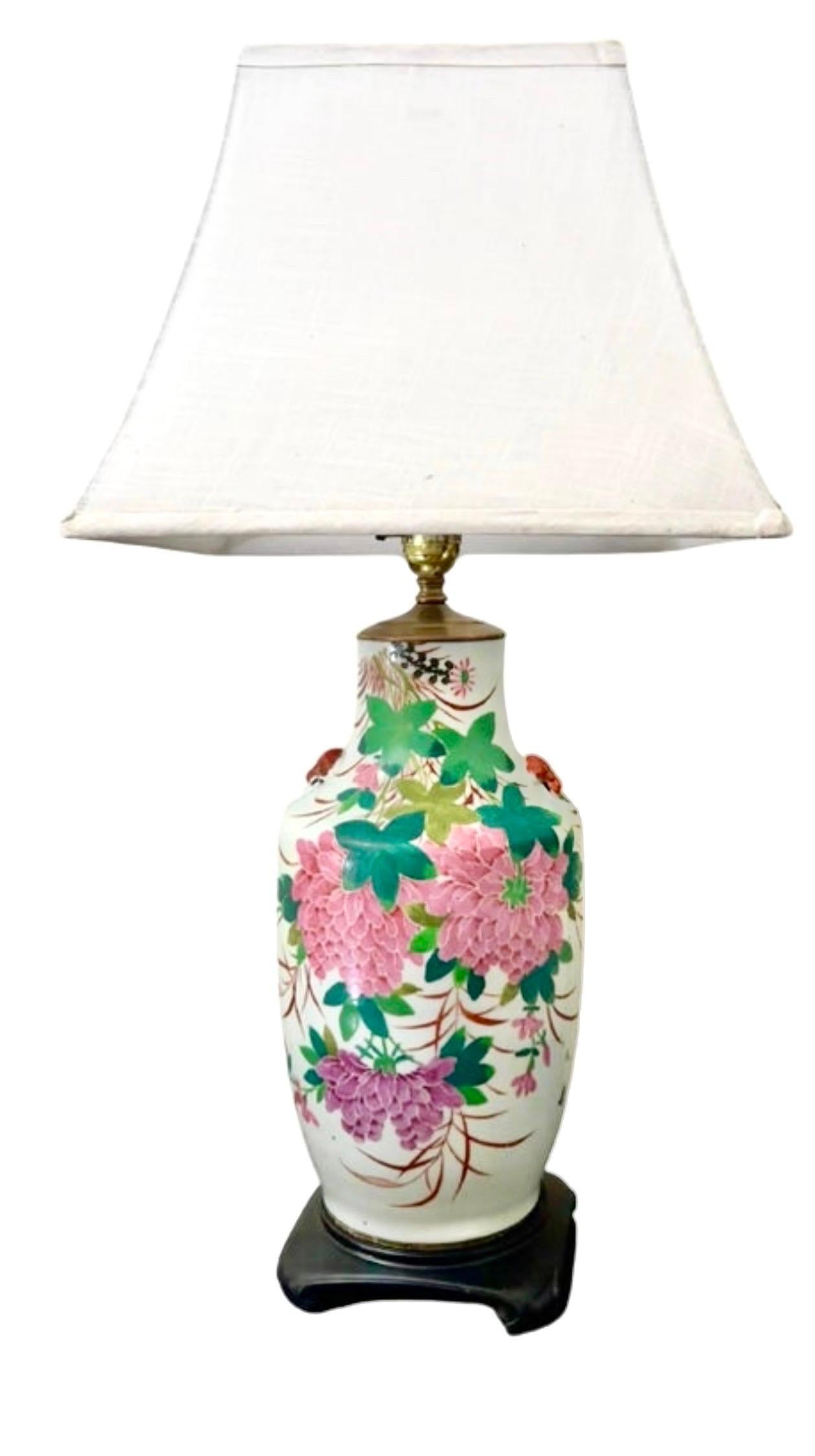 Chinese Deco Chrysanthemum Porcelain Lamp, Hollywood Regency, Early 20th Century For Sale