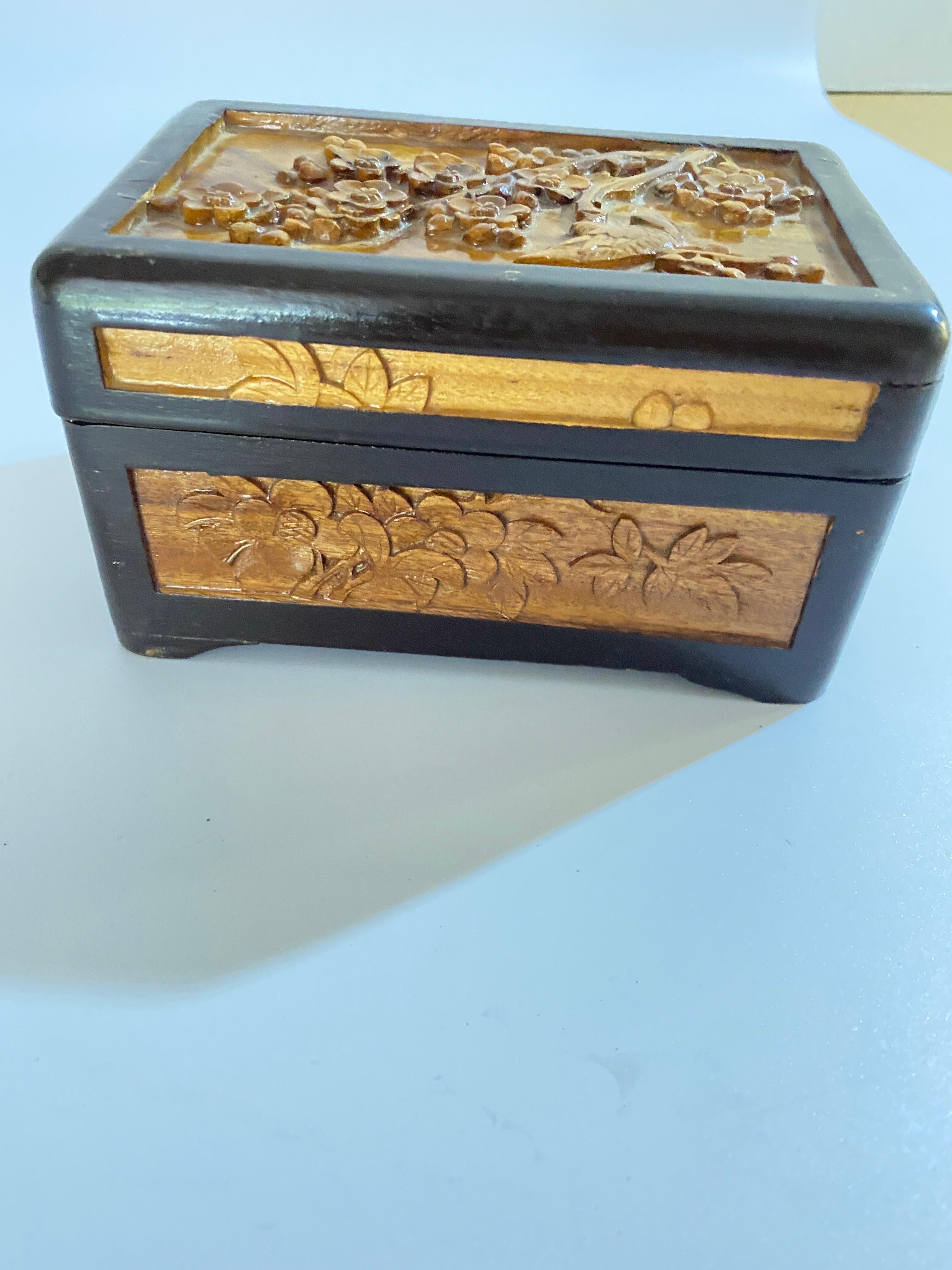 Chinese Decorative or Jewelry Box, in Carved Wood, Trees and Birds Decor, China For Sale 1