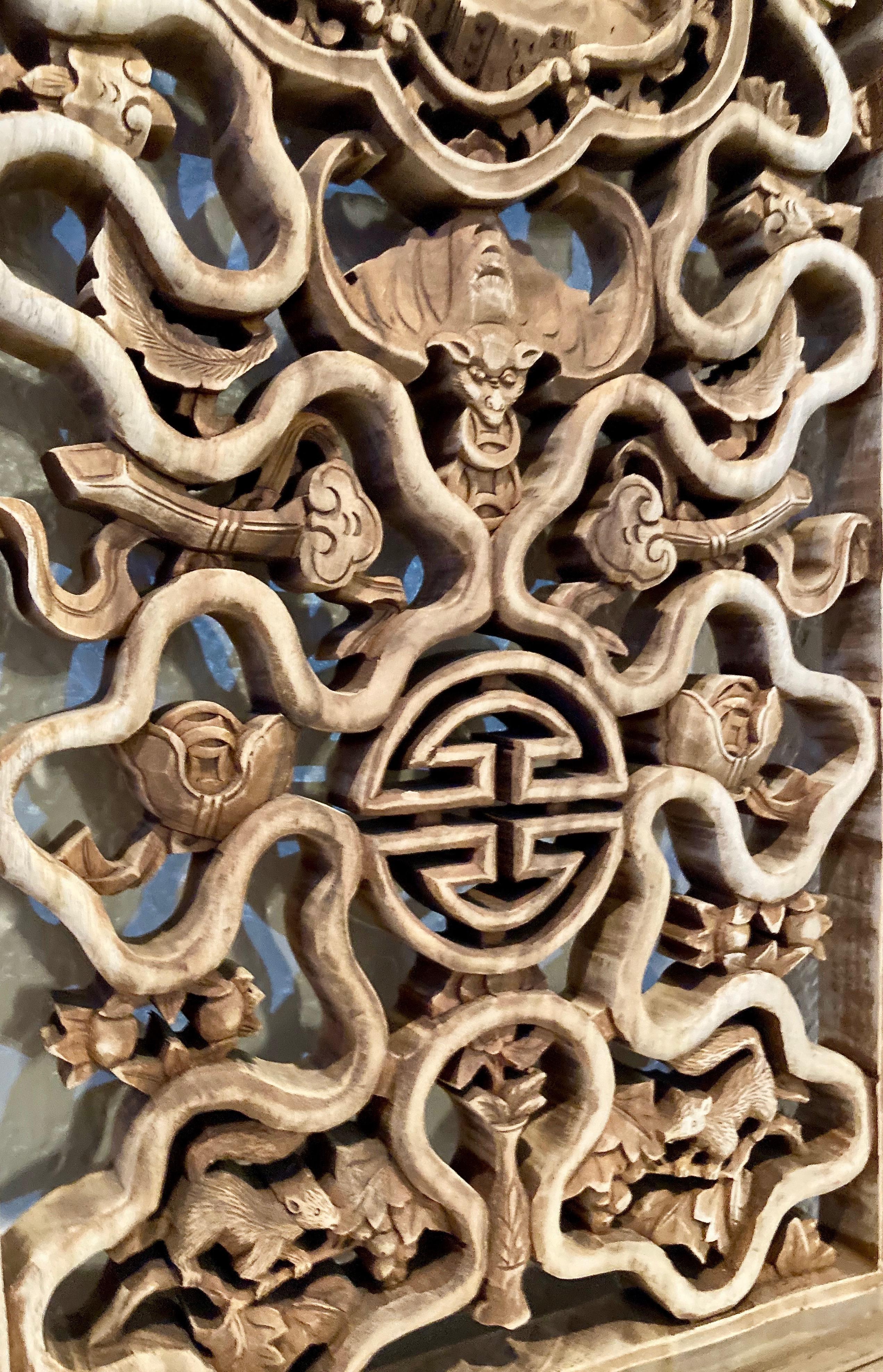 20th Century Chinese Decorative Wood Carved Panel For Sale