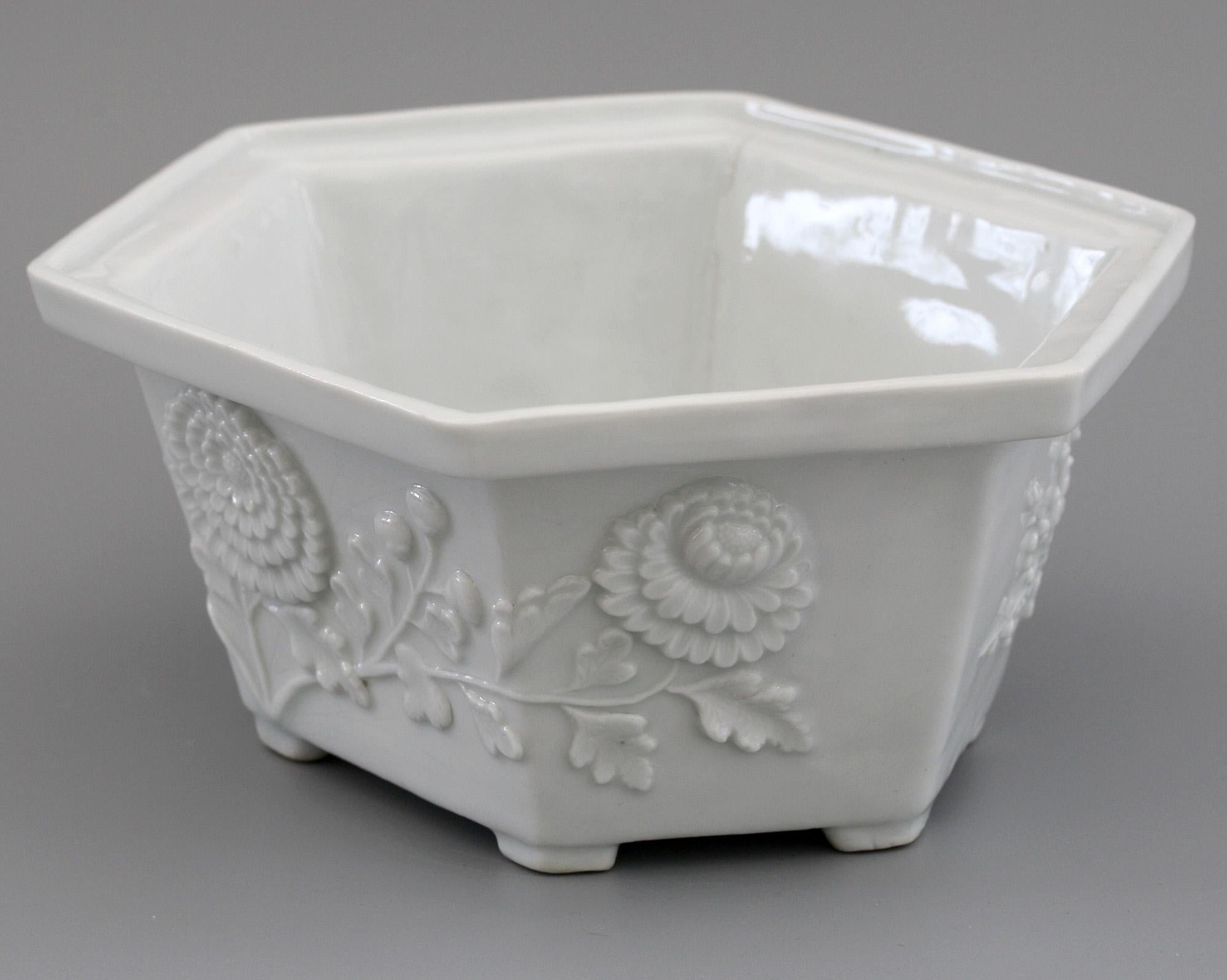 Chinese Dehua Blanc De Chine Porcelain Hexagonal Jardinière, 18th Century 9