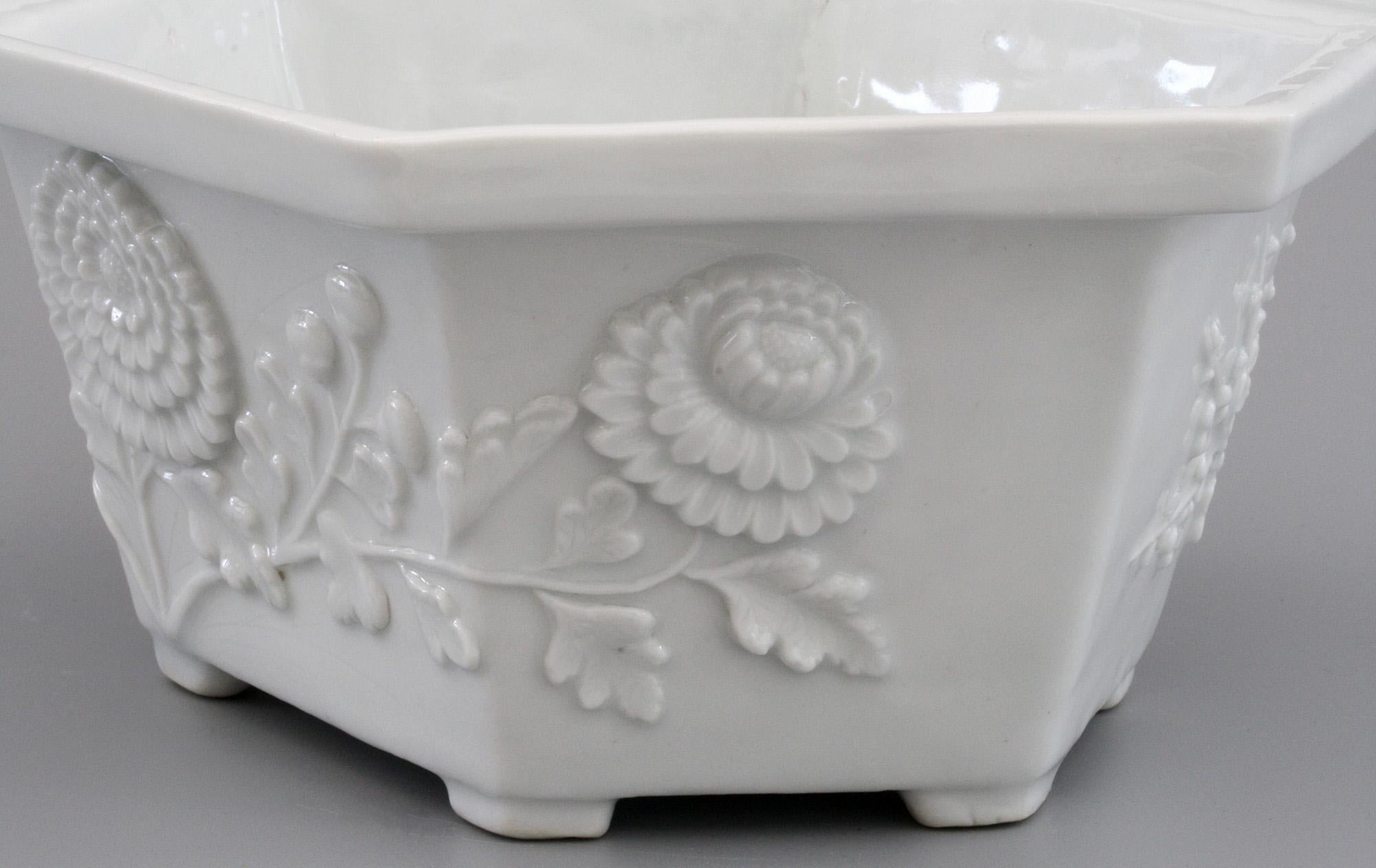 Chinese Dehua Blanc De Chine Porcelain Hexagonal Jardinière, 18th Century 10