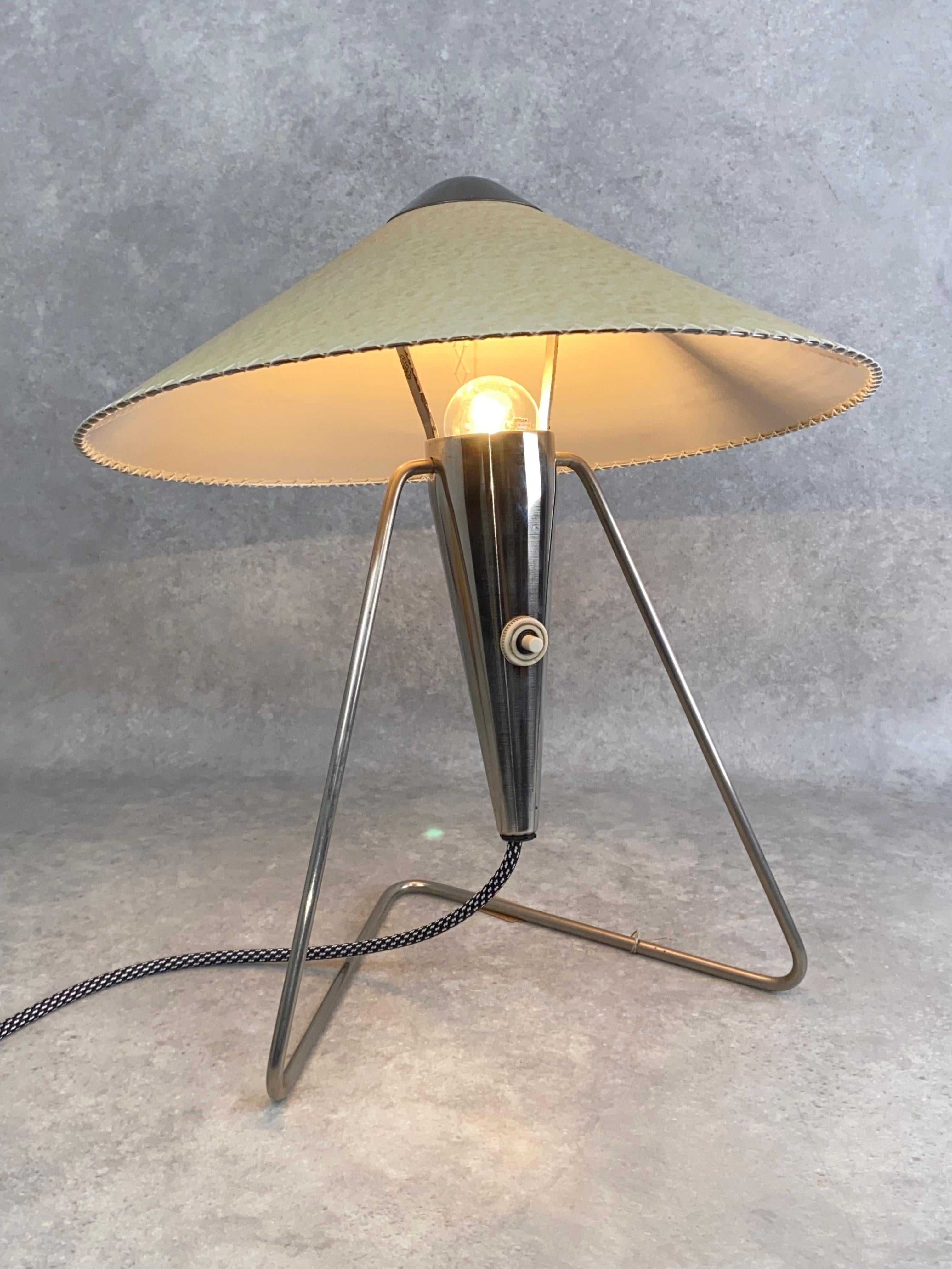 Chinese desk lamp by Helena Frantová in excellent original condition.