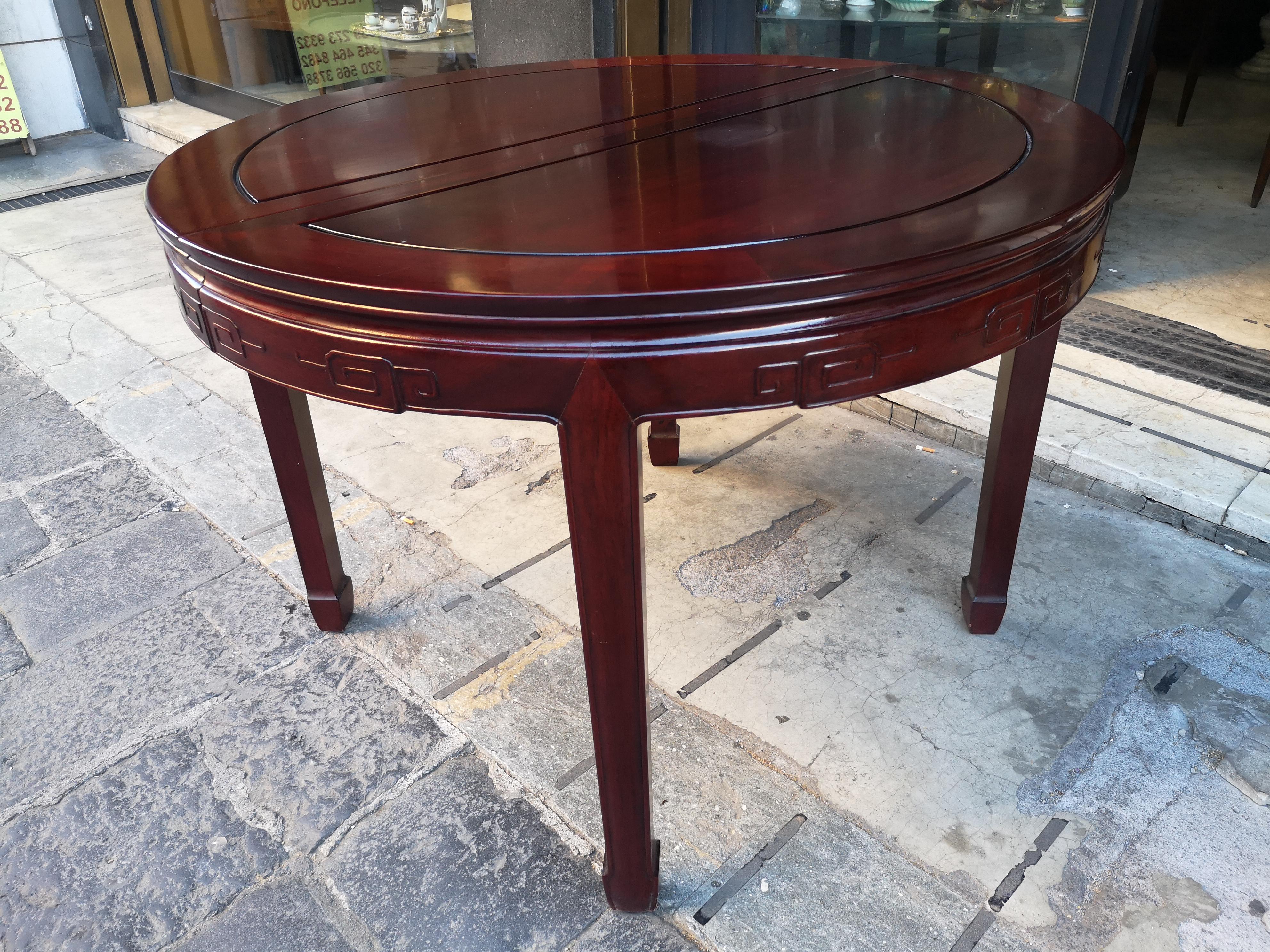 Chinese dining table 112 cm in mahogany from the 1970s with 2 extensions 204 cm in vendita 6
