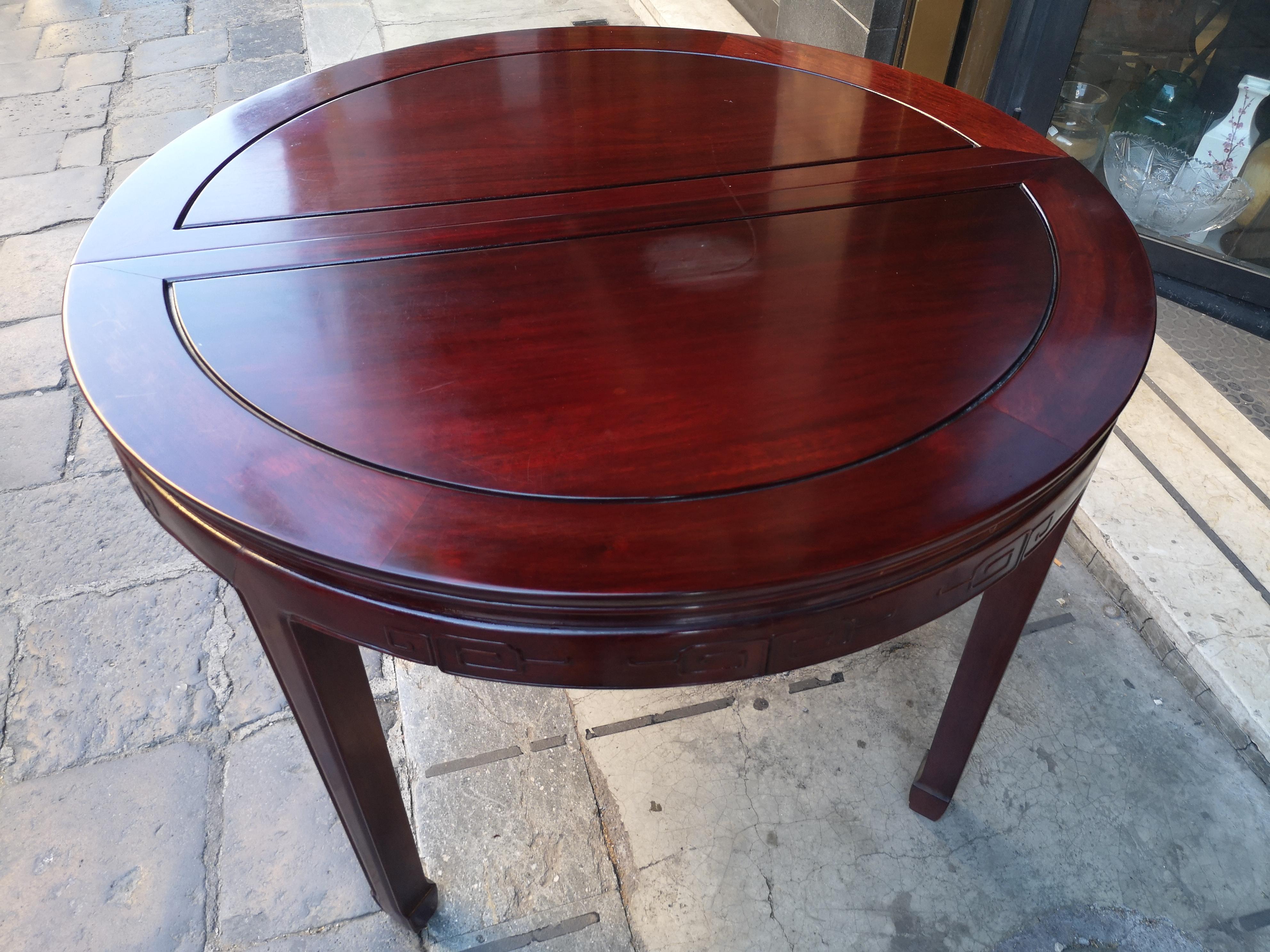 Chinese dining table 112 cm in mahogany from the 1970s with 2 extensions 204 cm in vendita 9