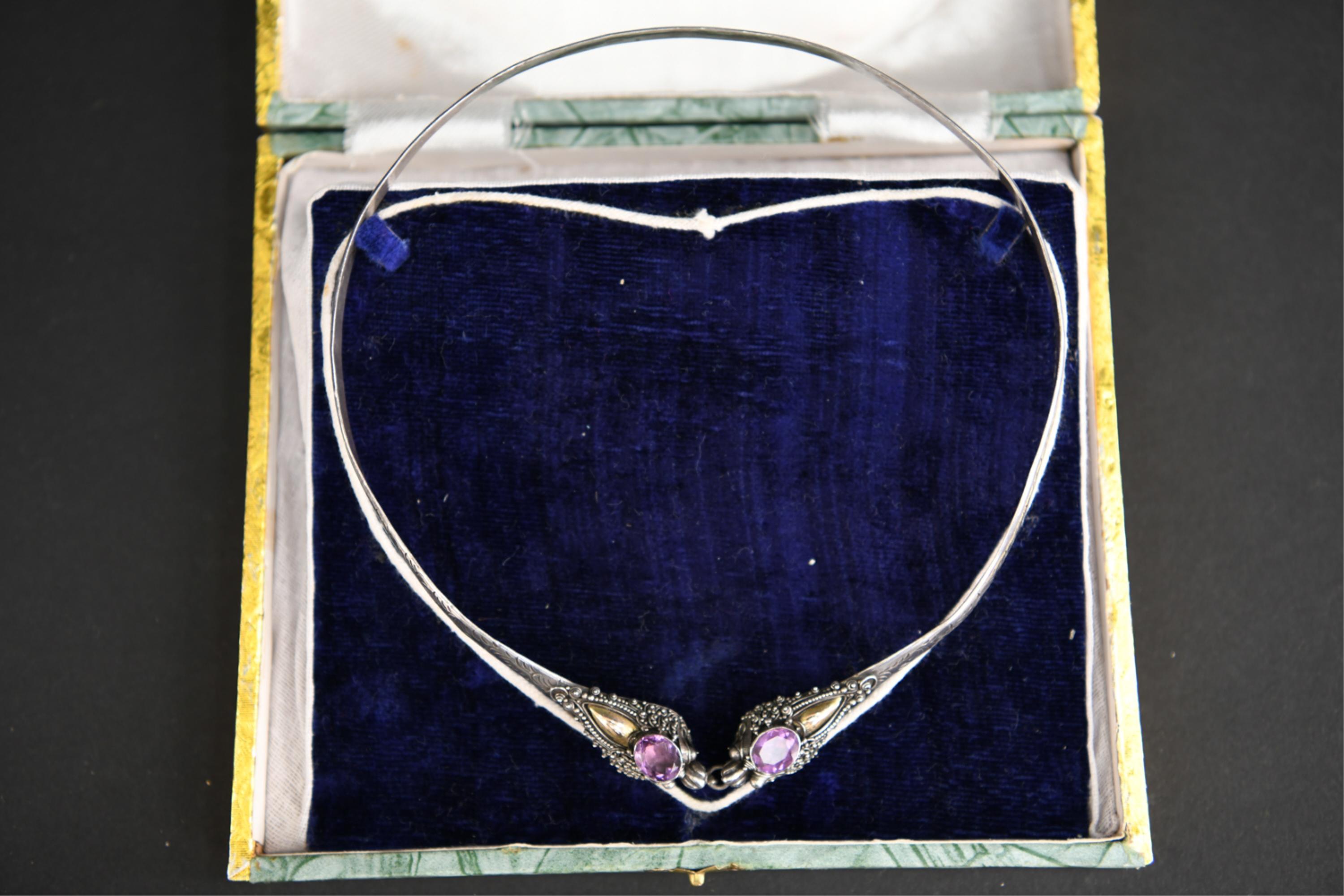 Chinesischer Doppeldrache Silber und Amethyst Halsband im Angebot 7