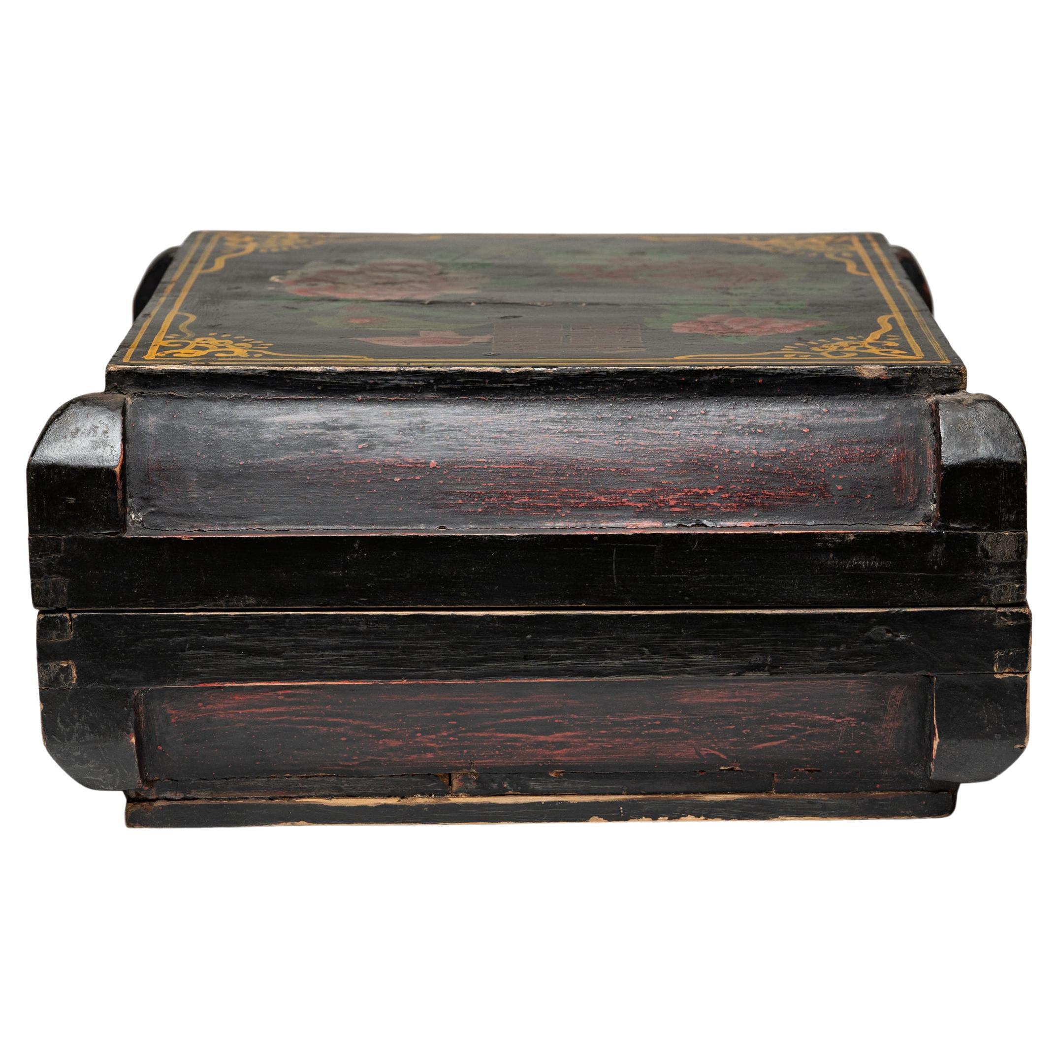 Chinese Double Happiness Lacquered Snack Box, c. 1900 For Sale