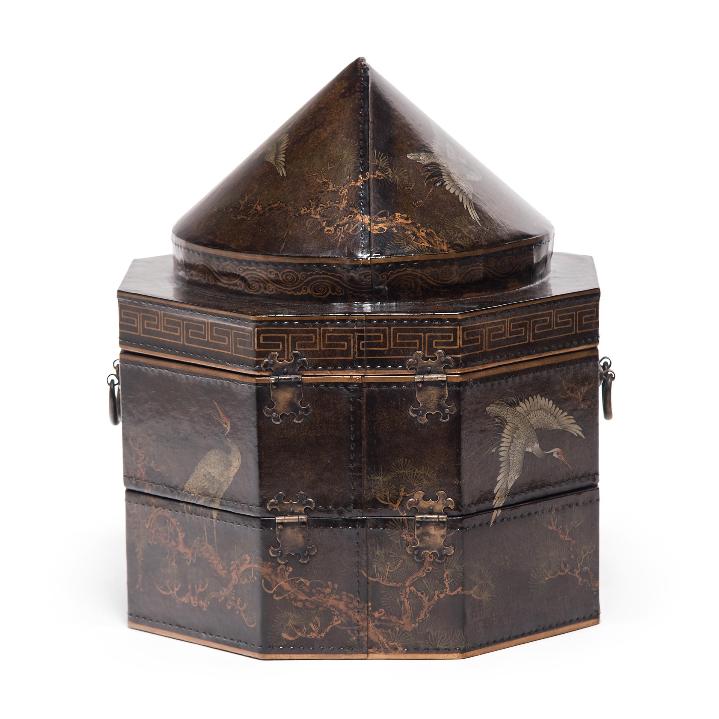Lacquered Chinese Double Longevity Hat Box, Early 20th Century