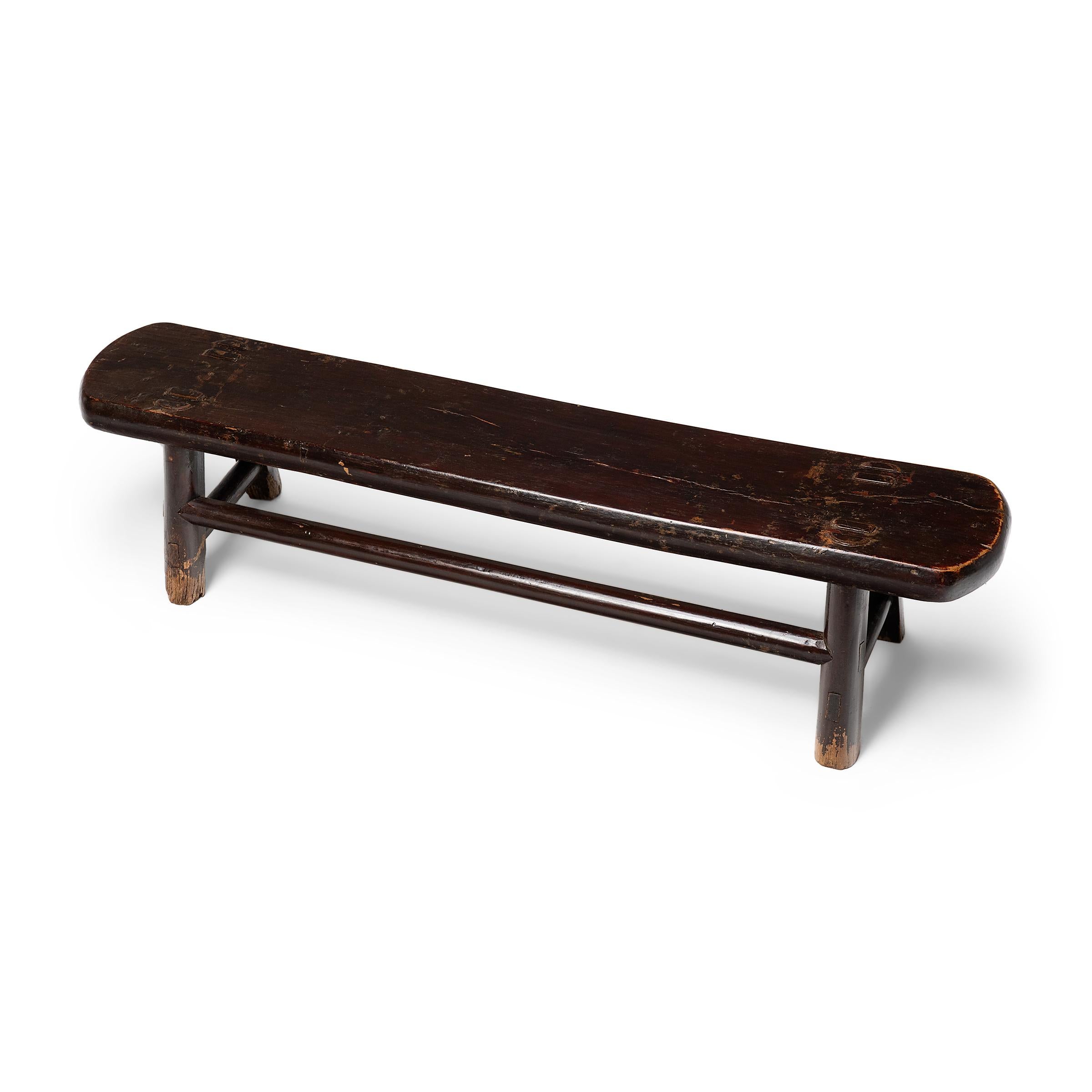 Banco chino de peldaños de doble luna, c. 1850 Qing en venta