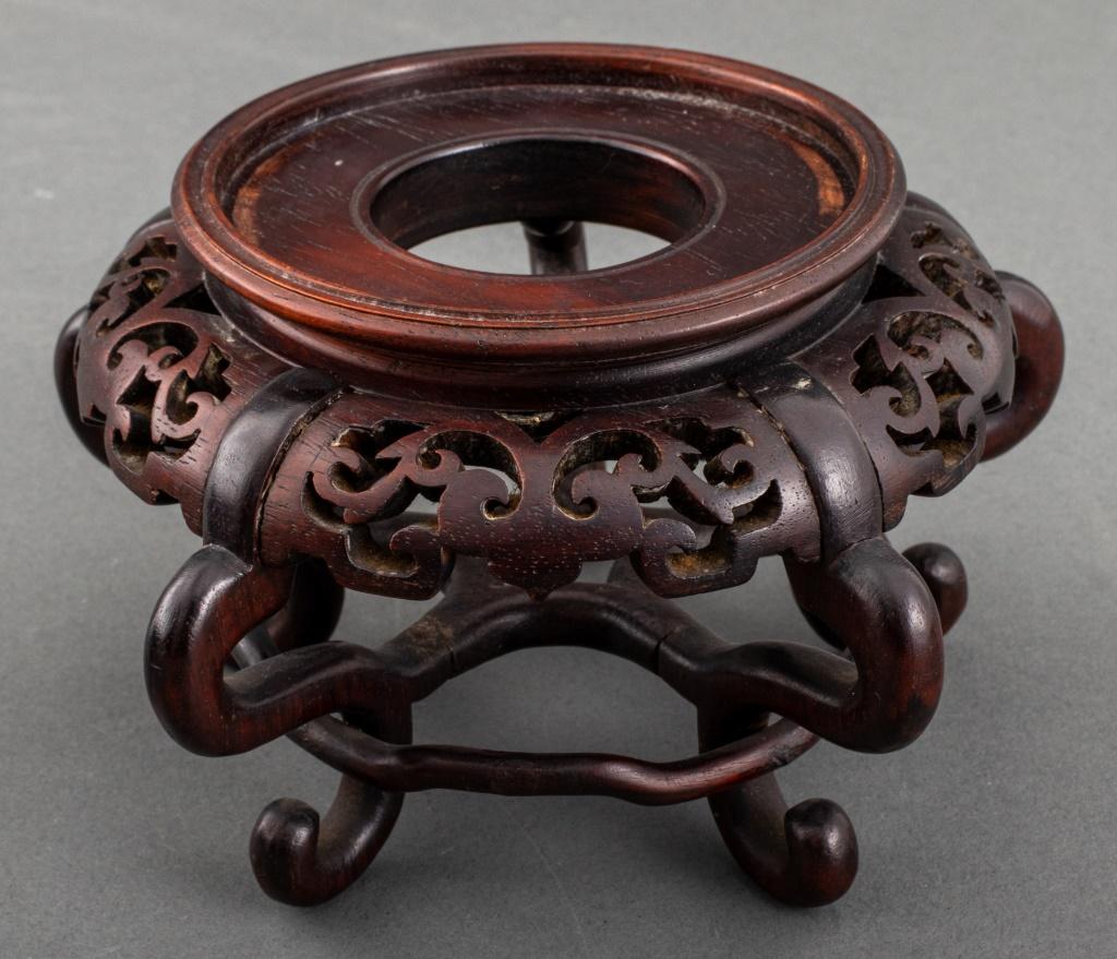 19th Century Chinese Dragon Motif Powder Blue Porcelain Bowl