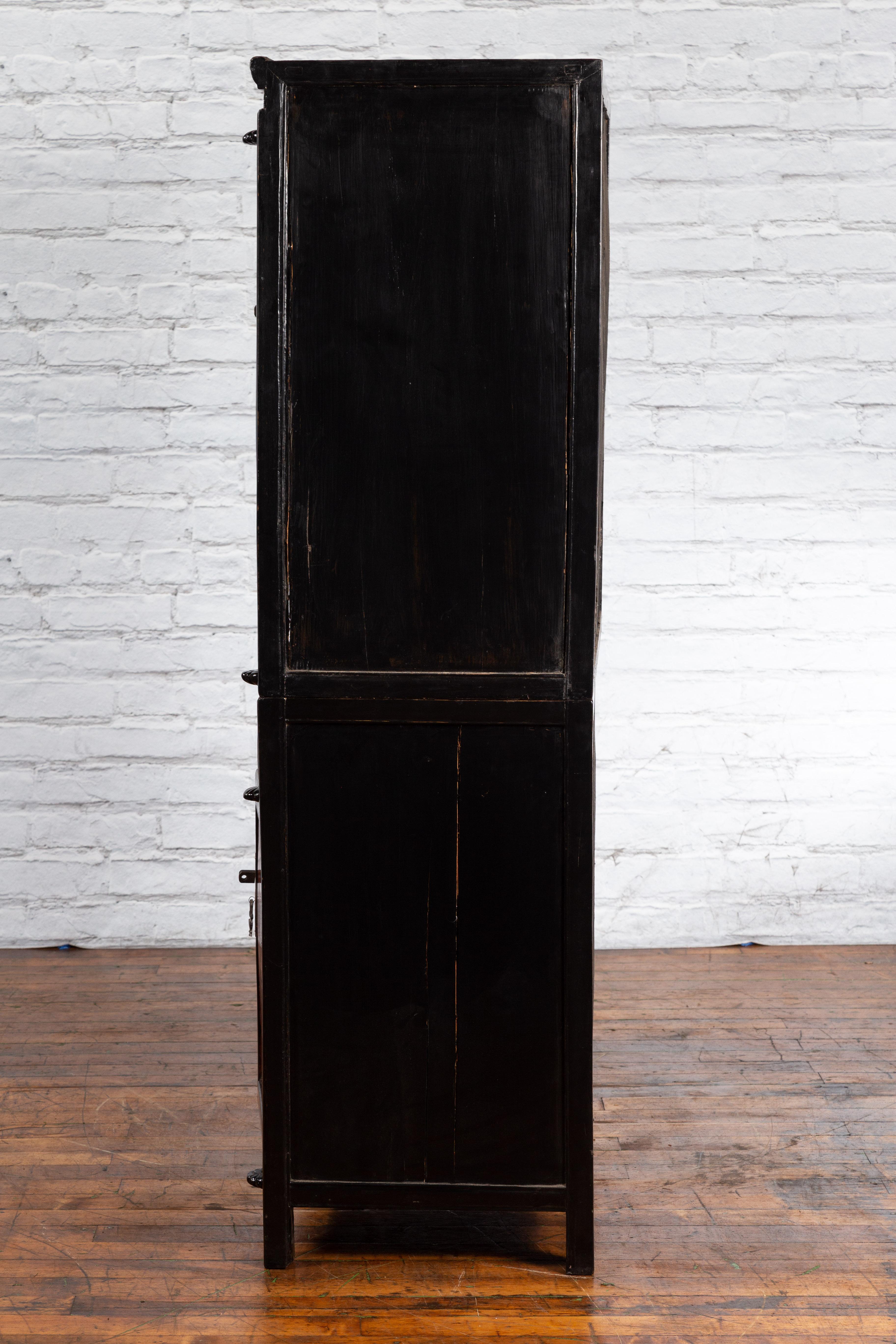 Chinese Early 20th Century Black and Brown Lacquer Cabinet with Doors, Drawers For Sale 4