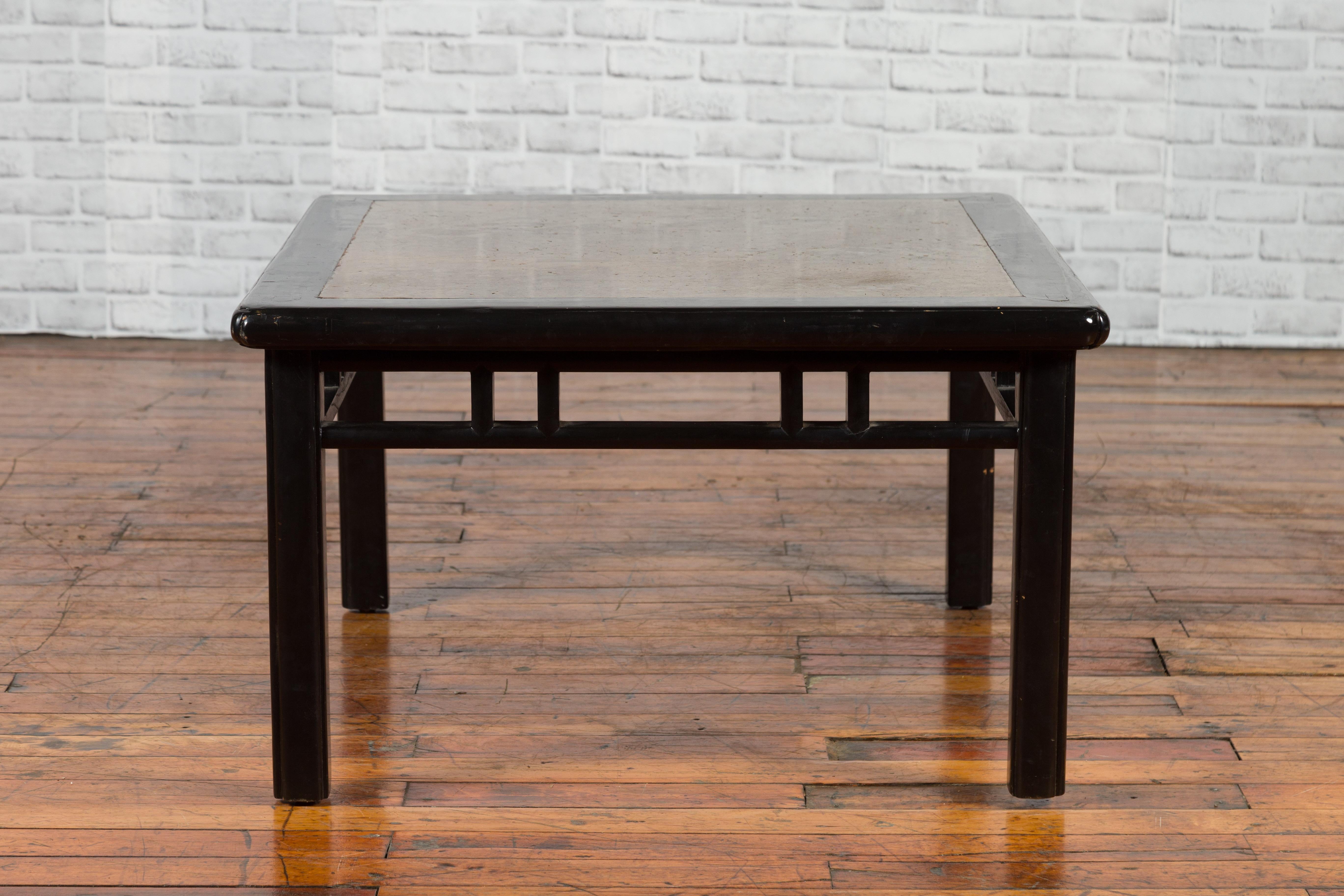 Chinese Early 20th Century Black Lacquered Coffee Table with Stone Top Inset For Sale 7