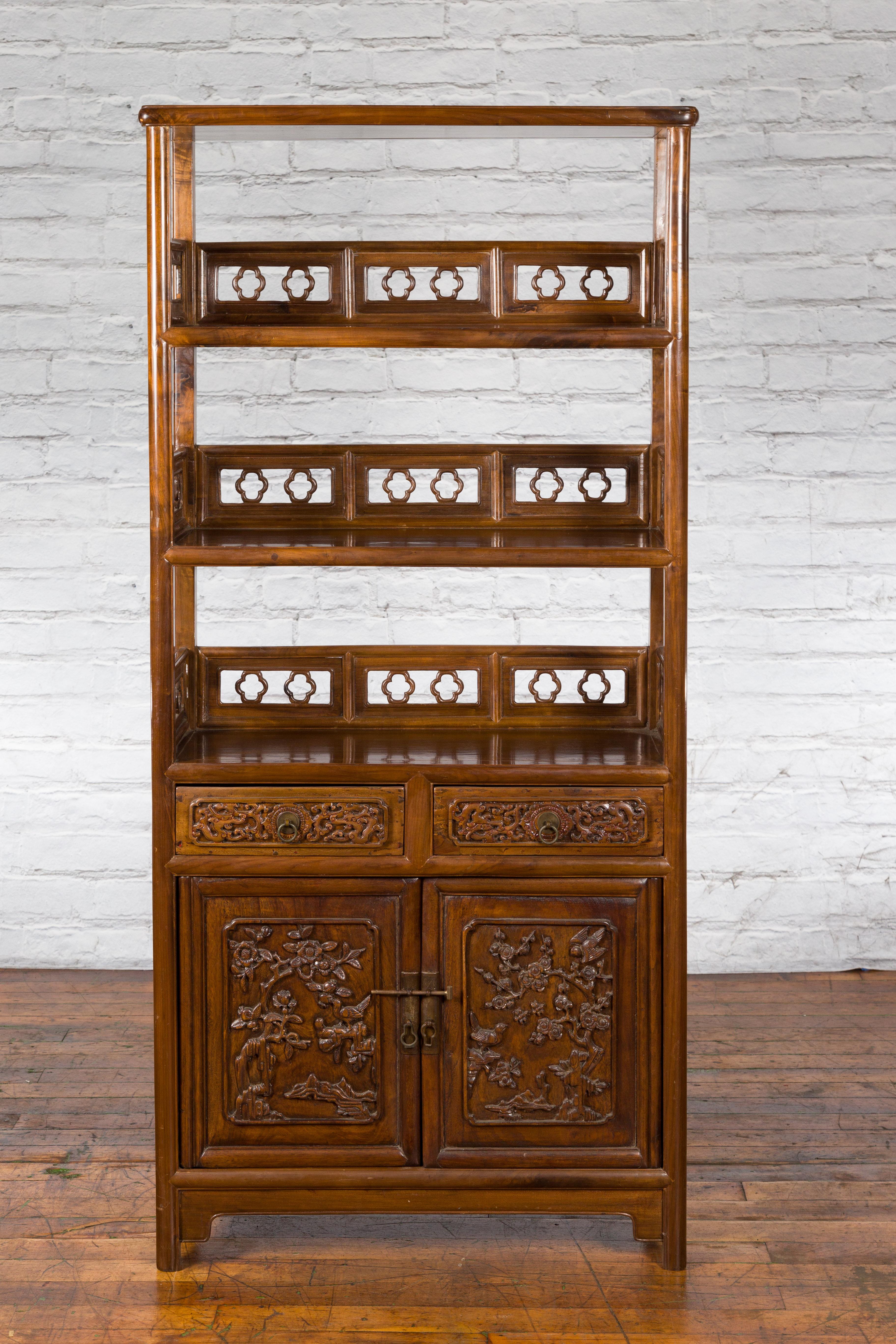 Chinese Early 20th Century Bookcase with Open Shelves, Drawer and Carved Doors For Sale 9