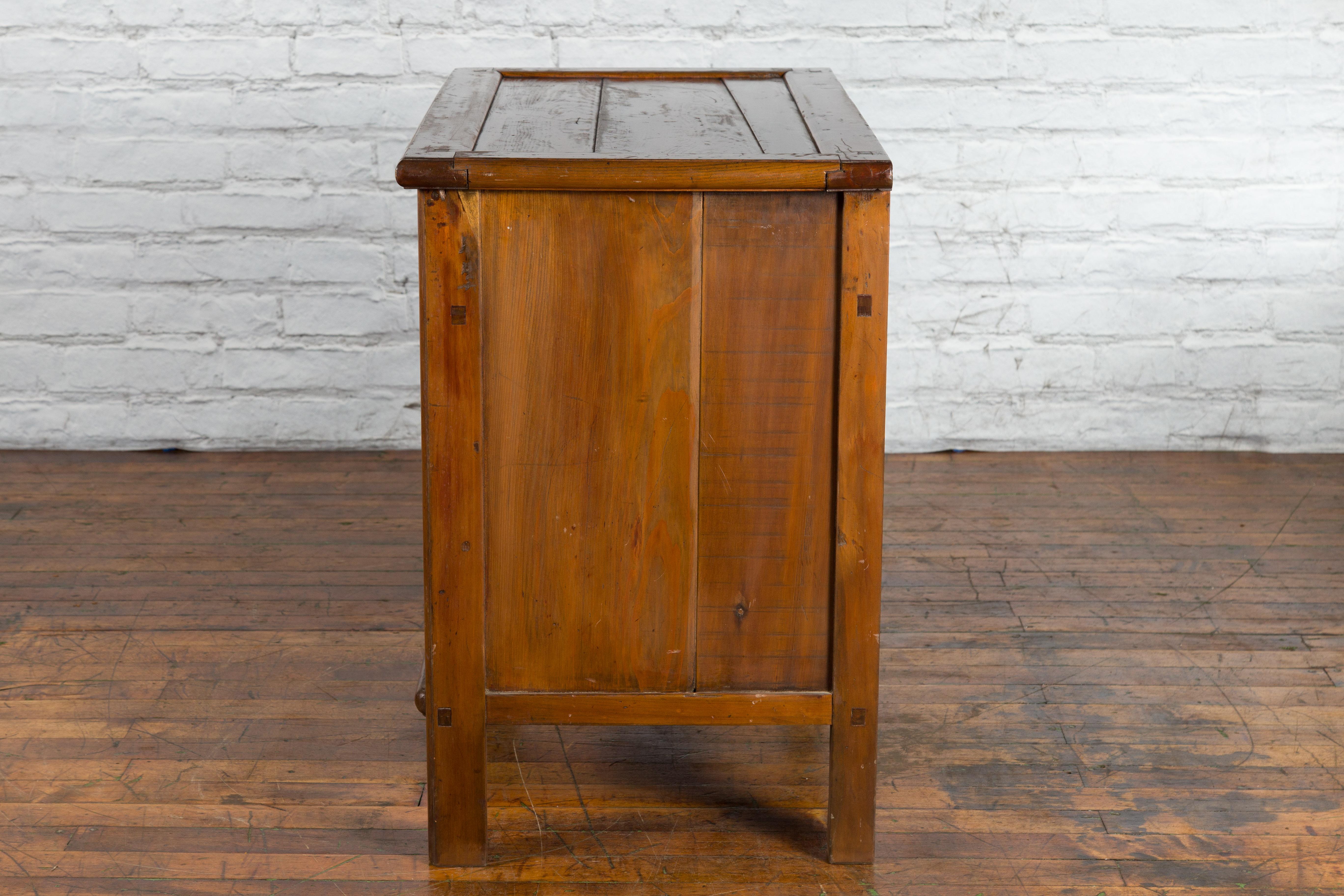 Chinese Early 20th Century Cabinet with Hand-Painted Décor, Doors and Drawers For Sale 11