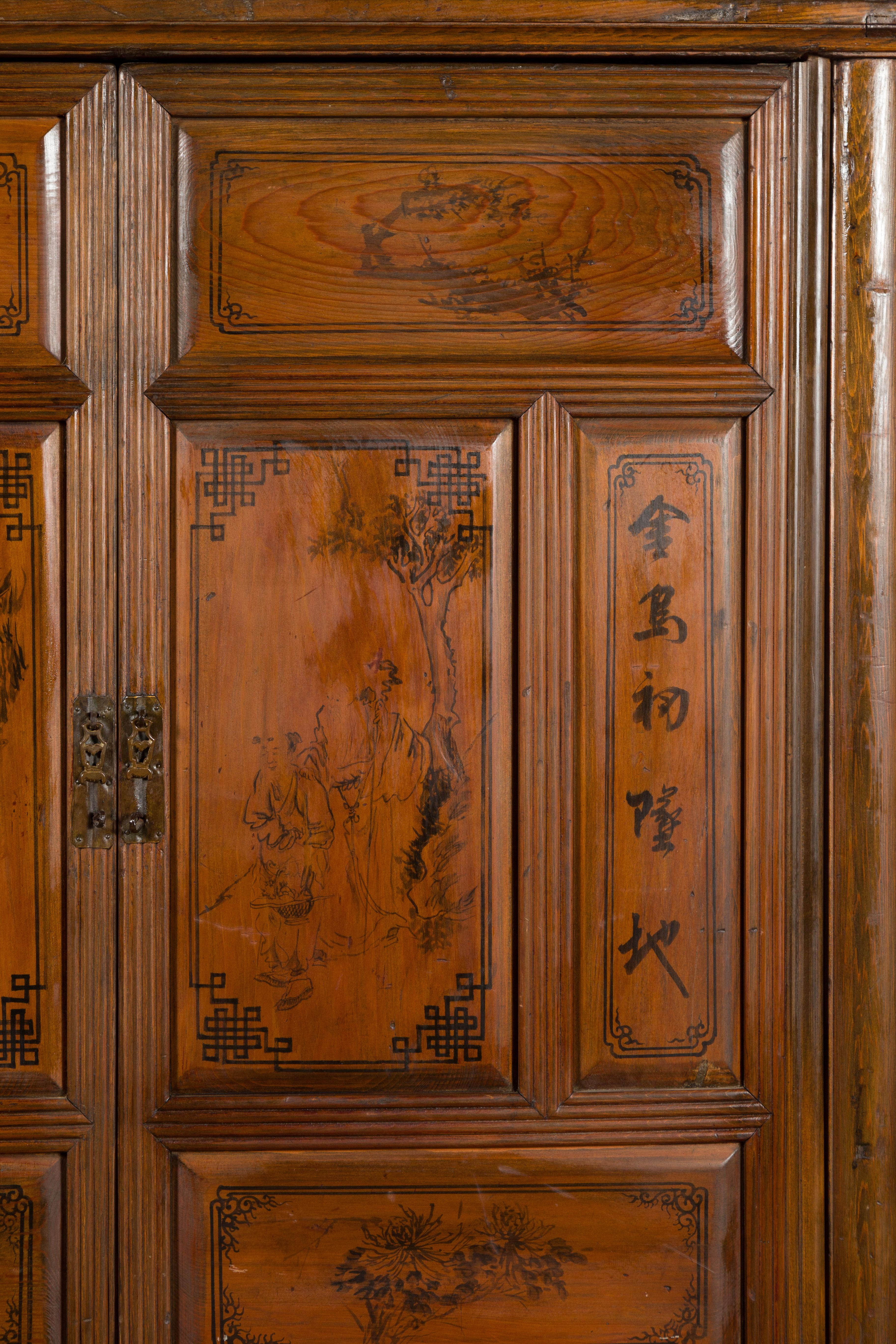 Chinese Early 20th Century Cabinet with Hand-Painted Figures and Calligraphy For Sale 8