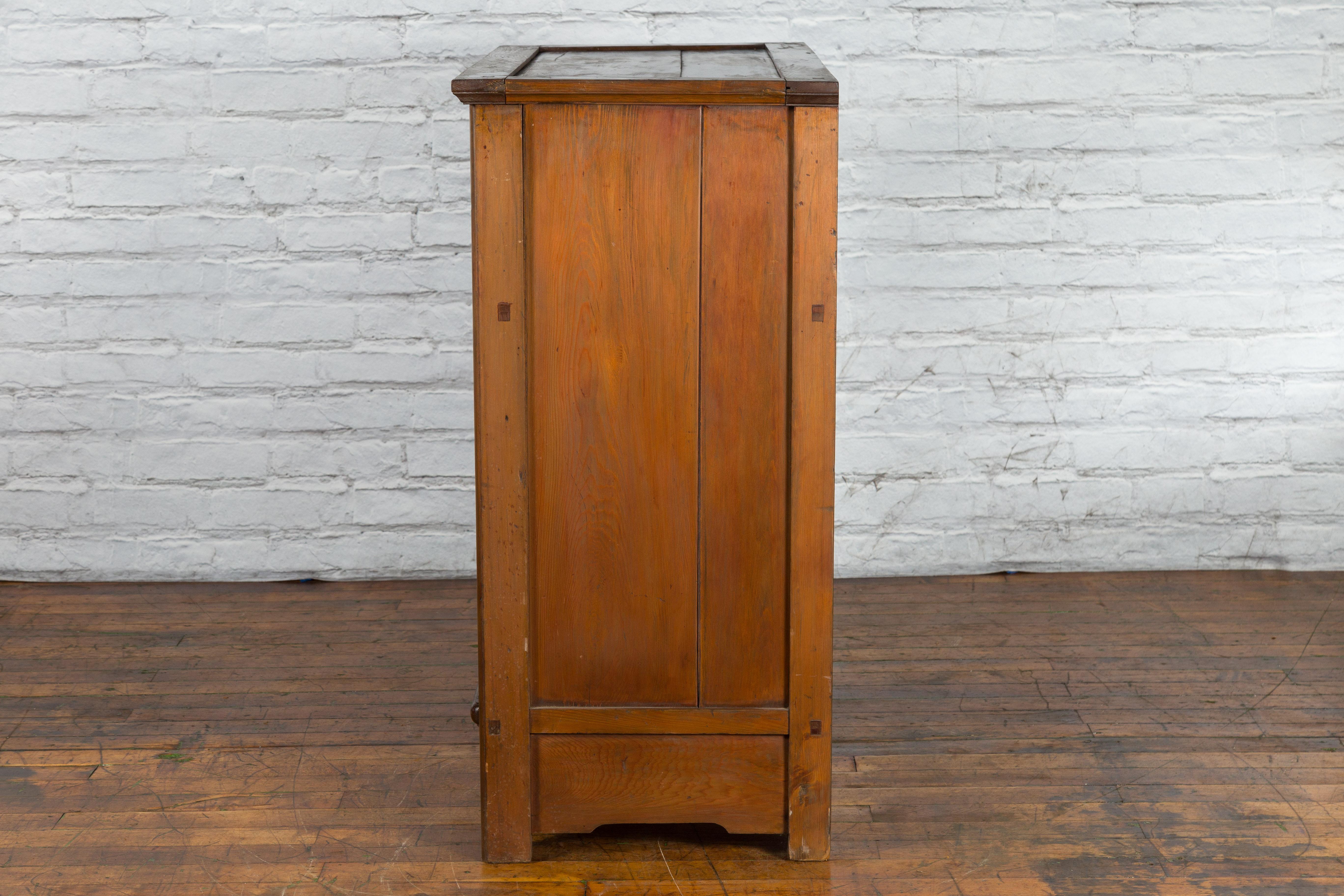 Chinese Early 20th Century Cabinet with Hand-Painted Figures and Calligraphy For Sale 13