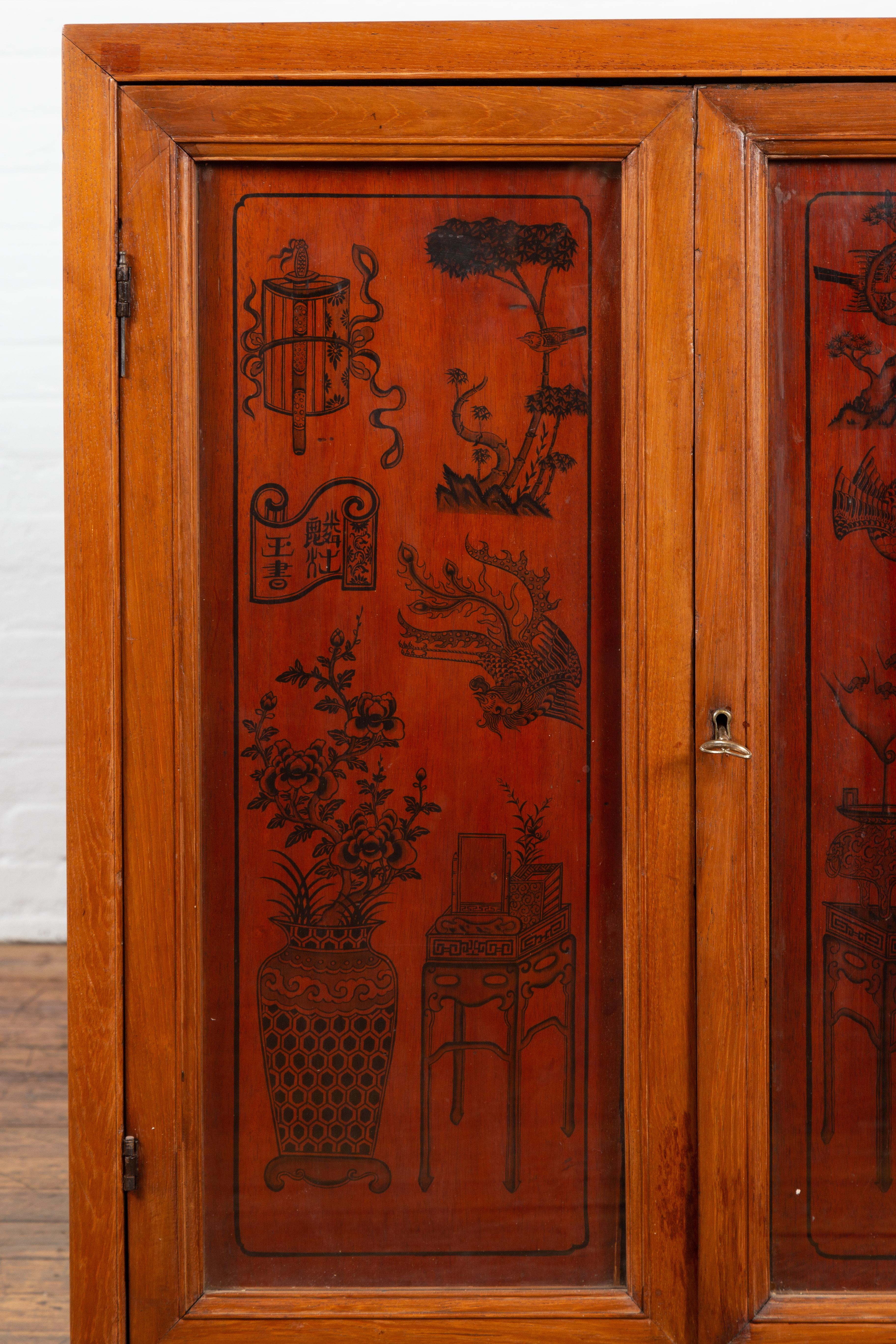 Chinese Early 20th Century Cabinet with Ink-Decorated Panels under Glass For Sale 3