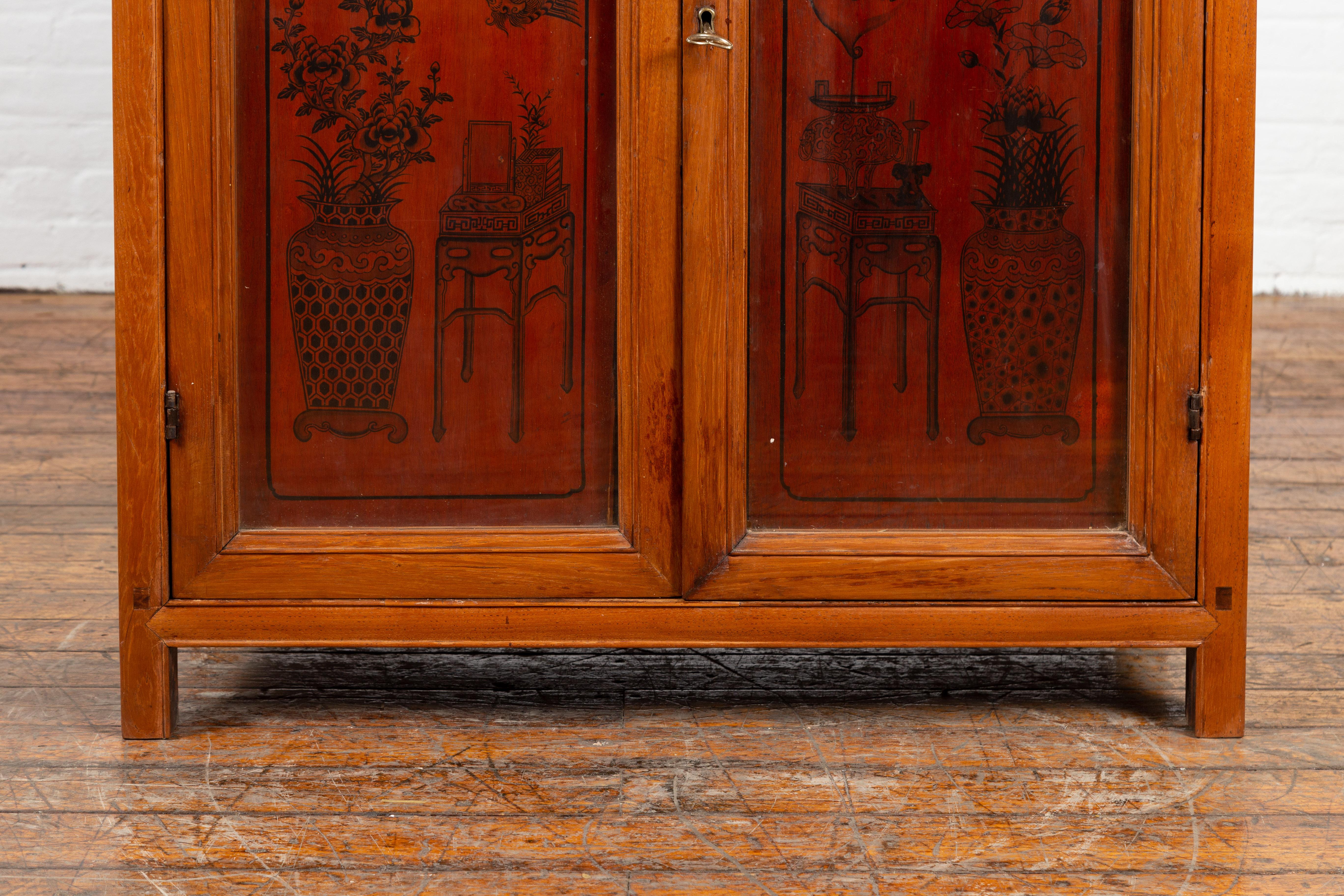 Chinese Early 20th Century Cabinet with Ink-Decorated Panels under Glass For Sale 5