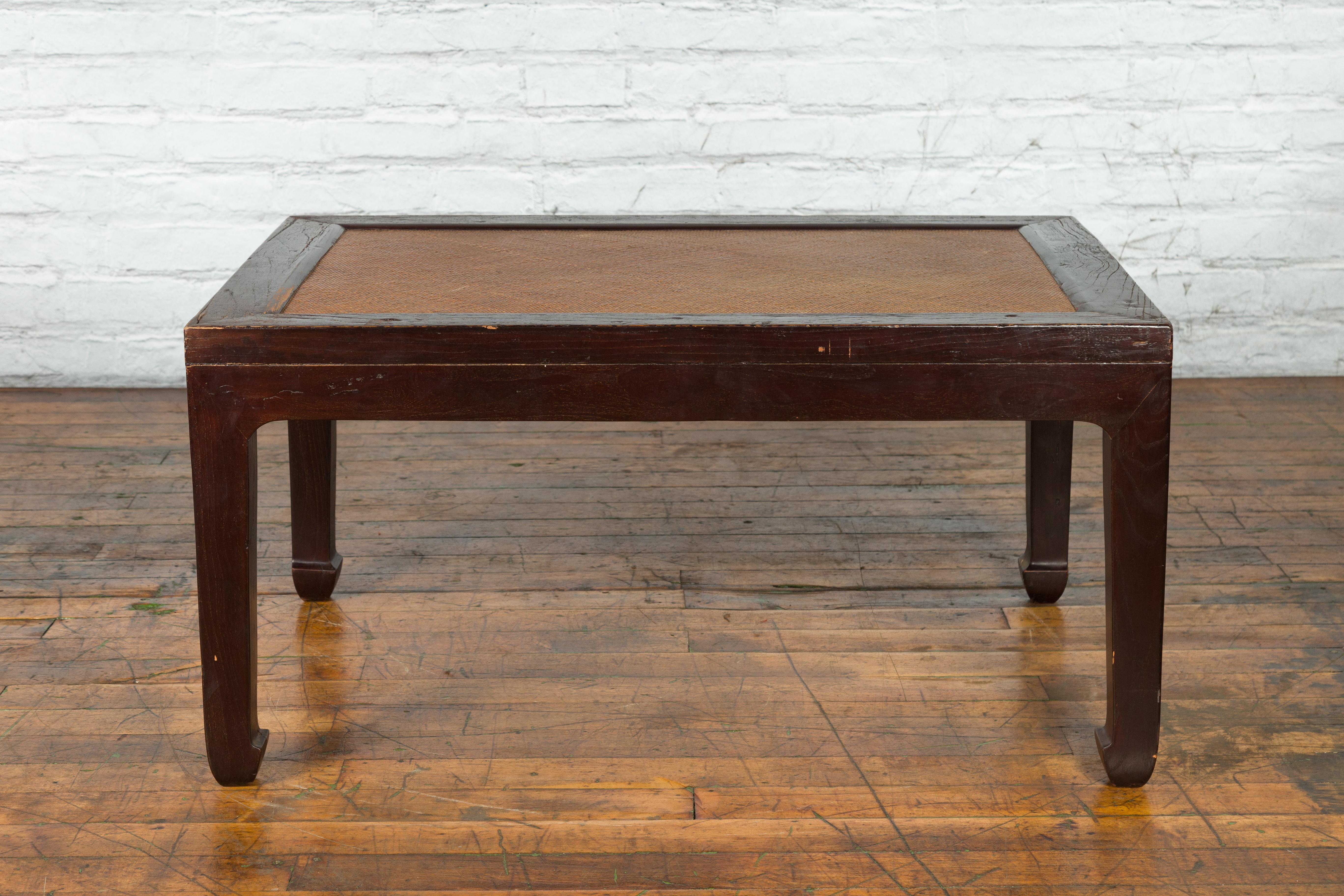 Chinese Early 20th Century Dark Brown Elm Coffee Table with Rattan Inset Top For Sale 8